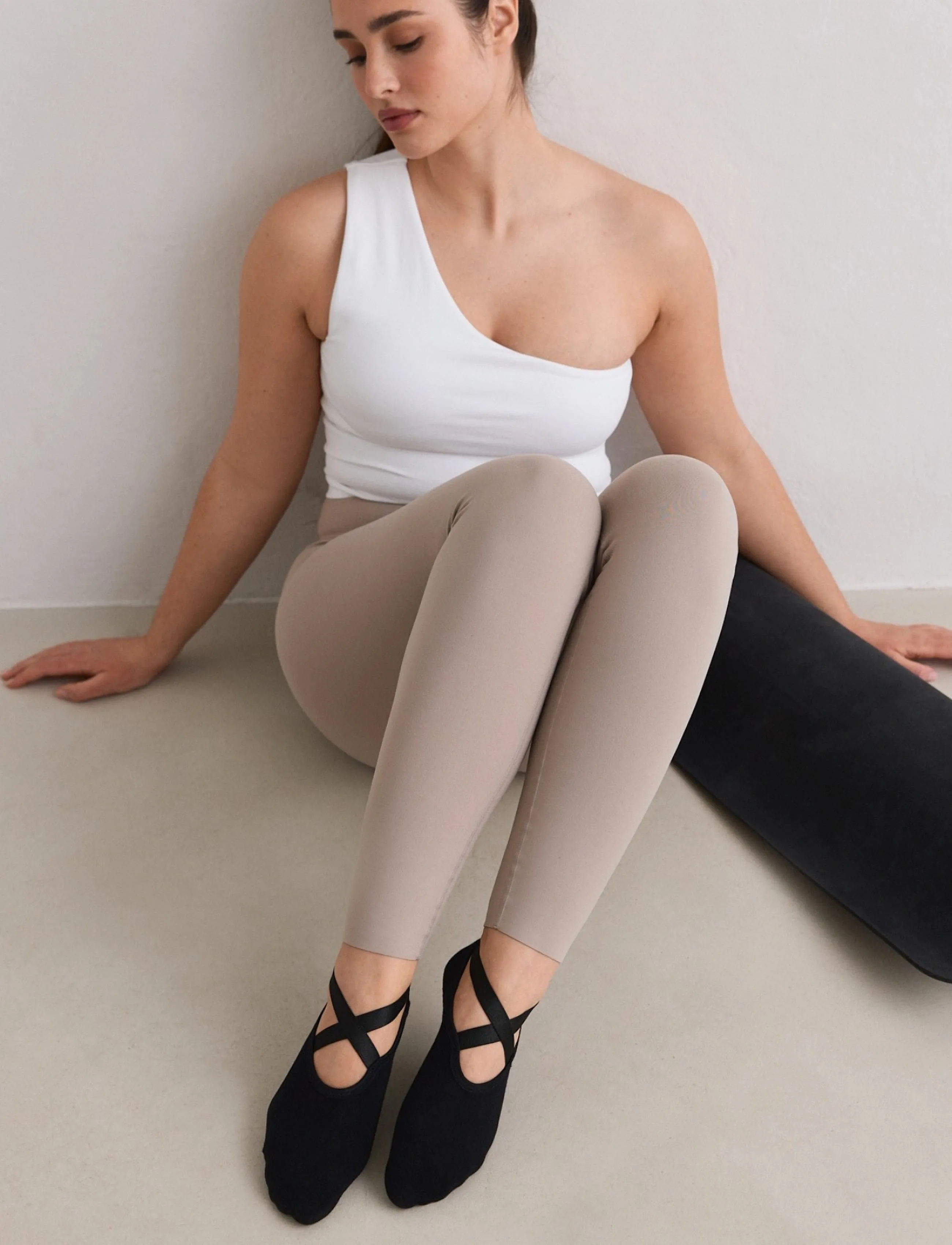 aim ́n Pilates Socks, One Size, Black, Sport Sko > Sport Indoor Sko, Dame