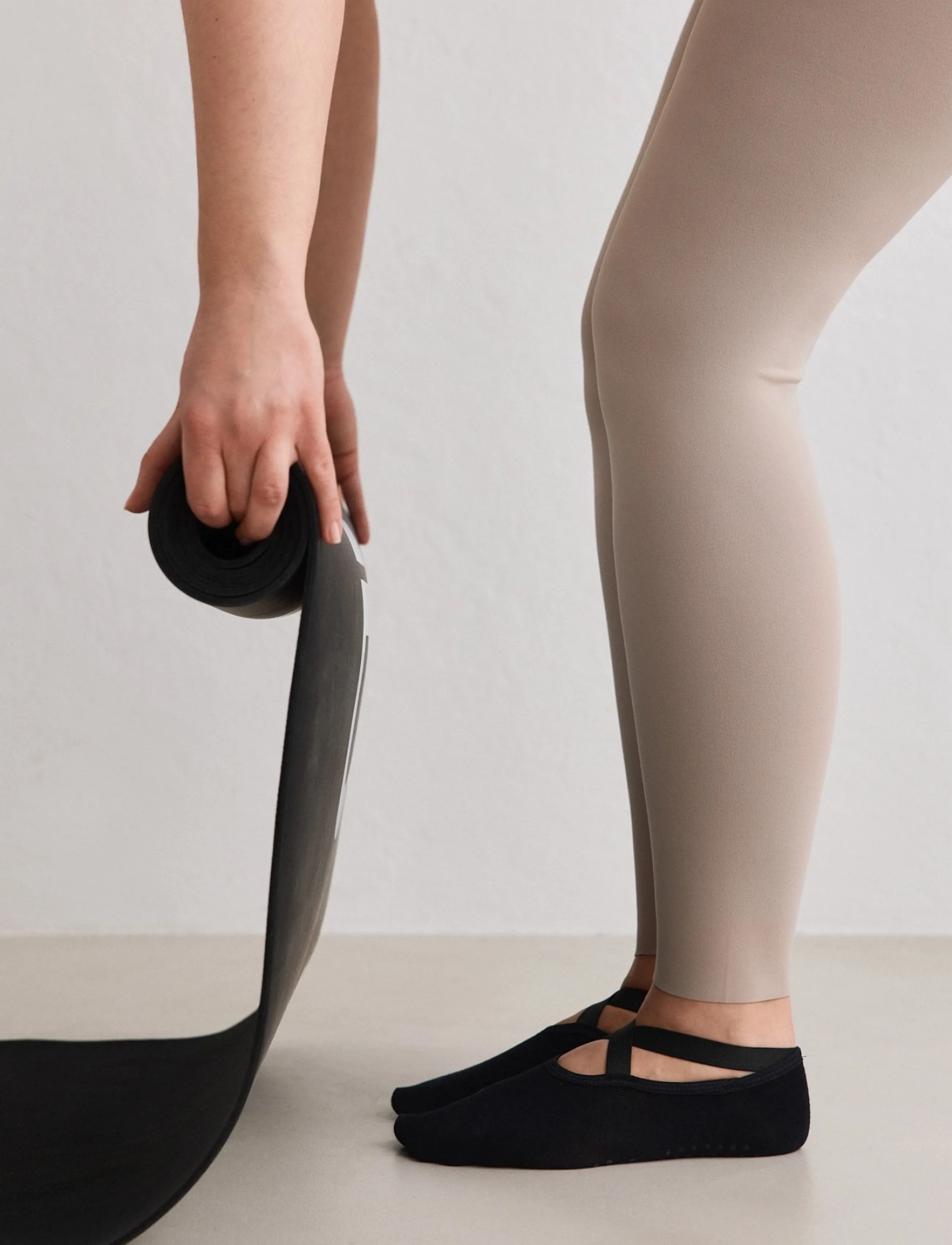 aim´n - Pilates Socks - black - 2