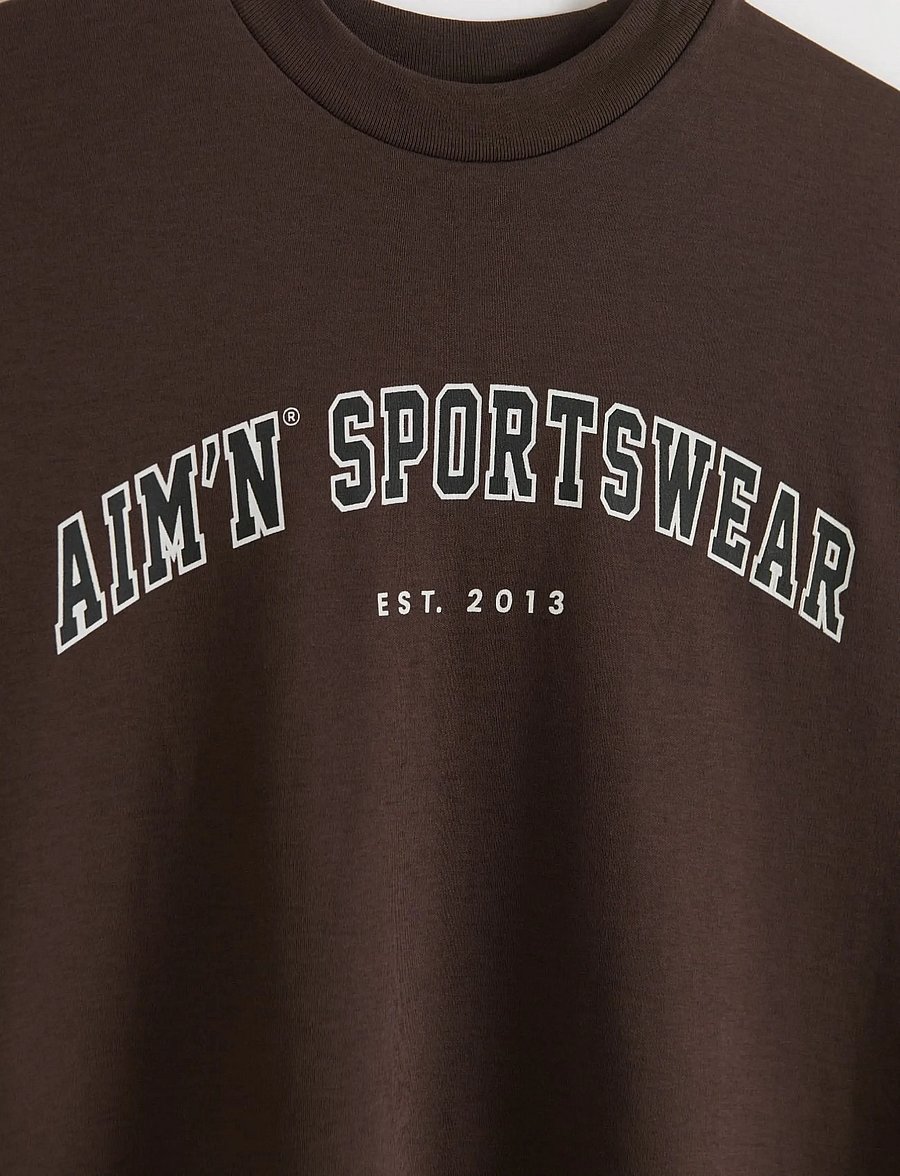 aim´n - Varsity Boyfriend T-shirt - t-shirts - chocolate - 2