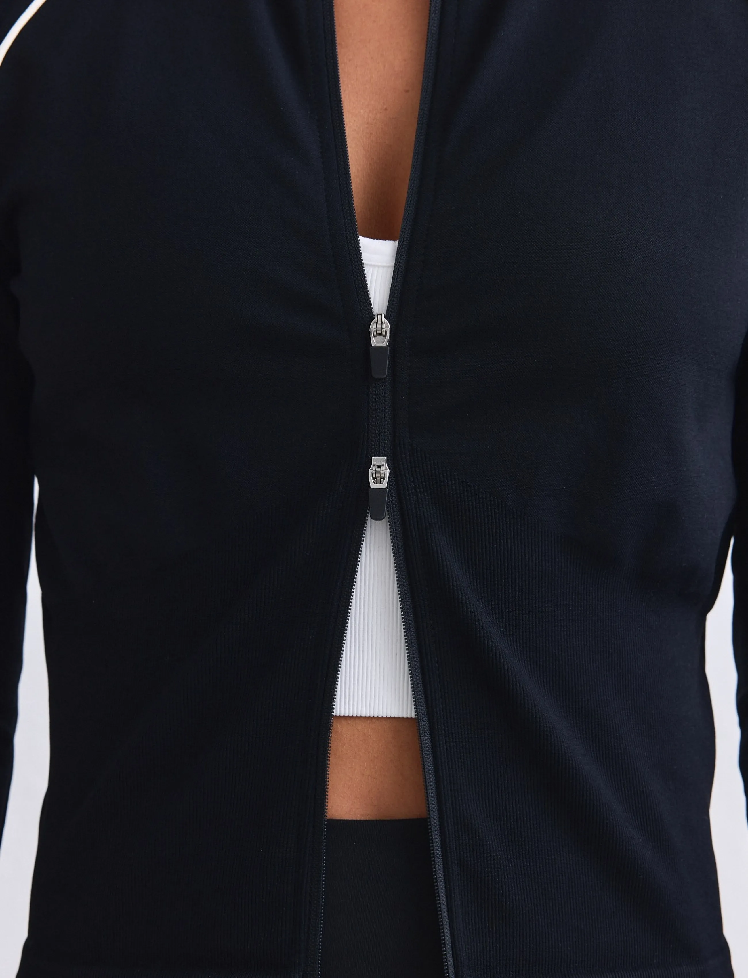 aim´n - Shape Seamless Contrast Zip Jacket - training jackets - black - 5