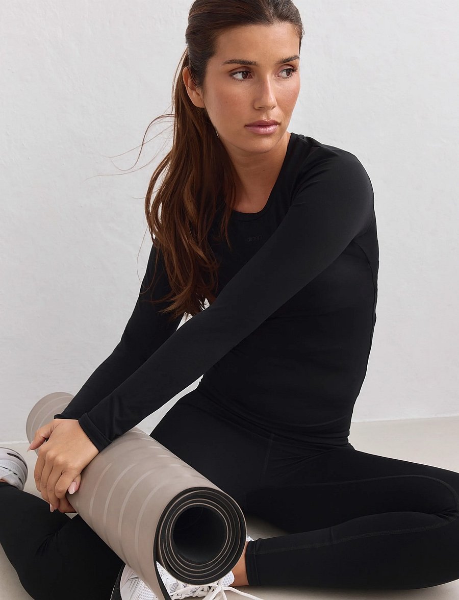 aim´n - Soft Basic Round-Neck Long Sleeve - langarmshirts - black - 4