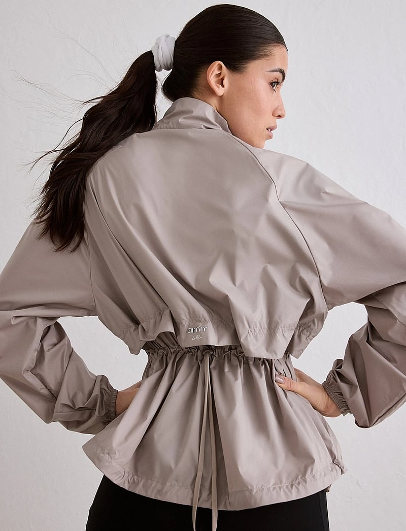 aim´n - Running Jacket - dark clay - 3