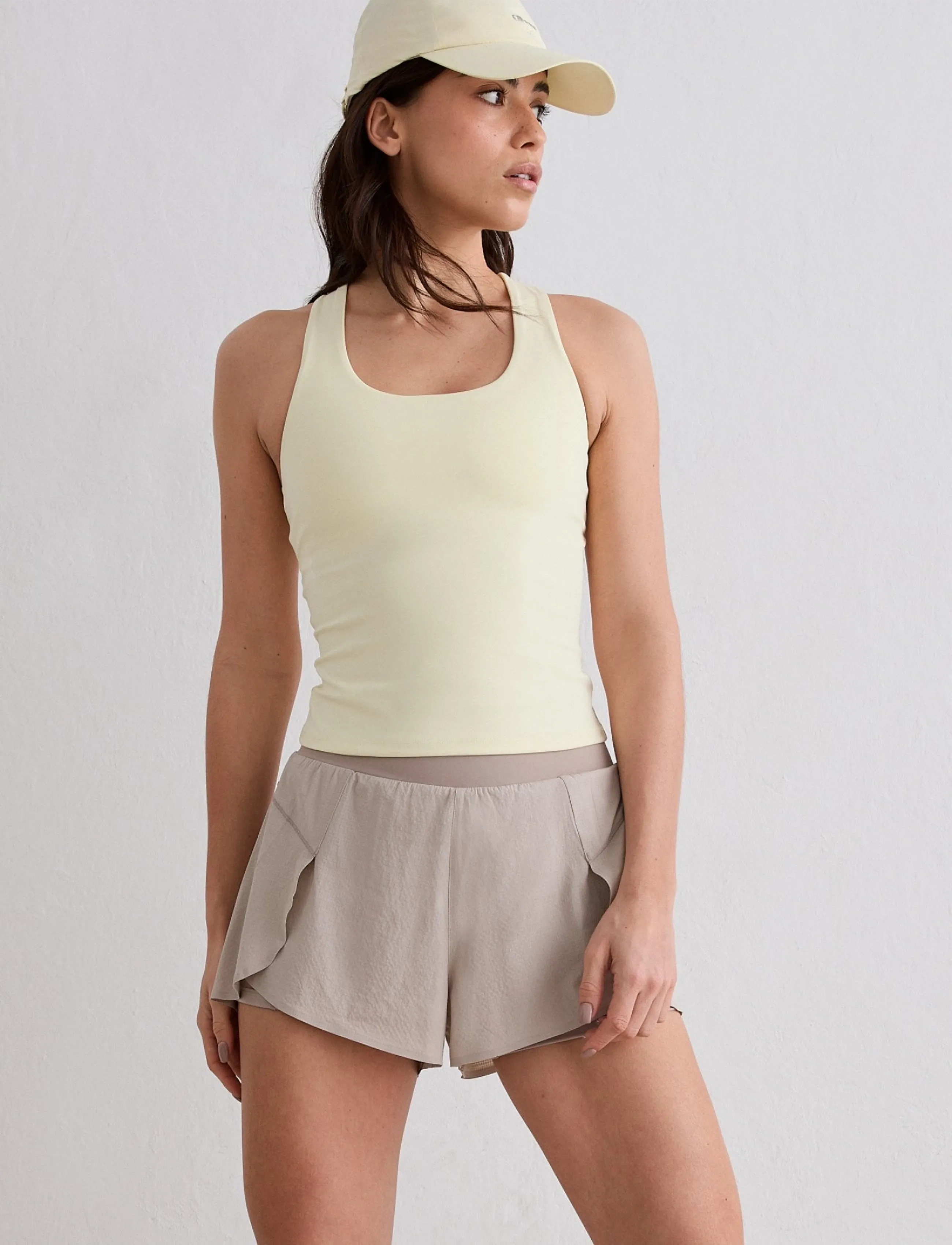 aim ́n Running Shorts, L, Beige, Sport Shorts > Sport Training Shorts, Dame