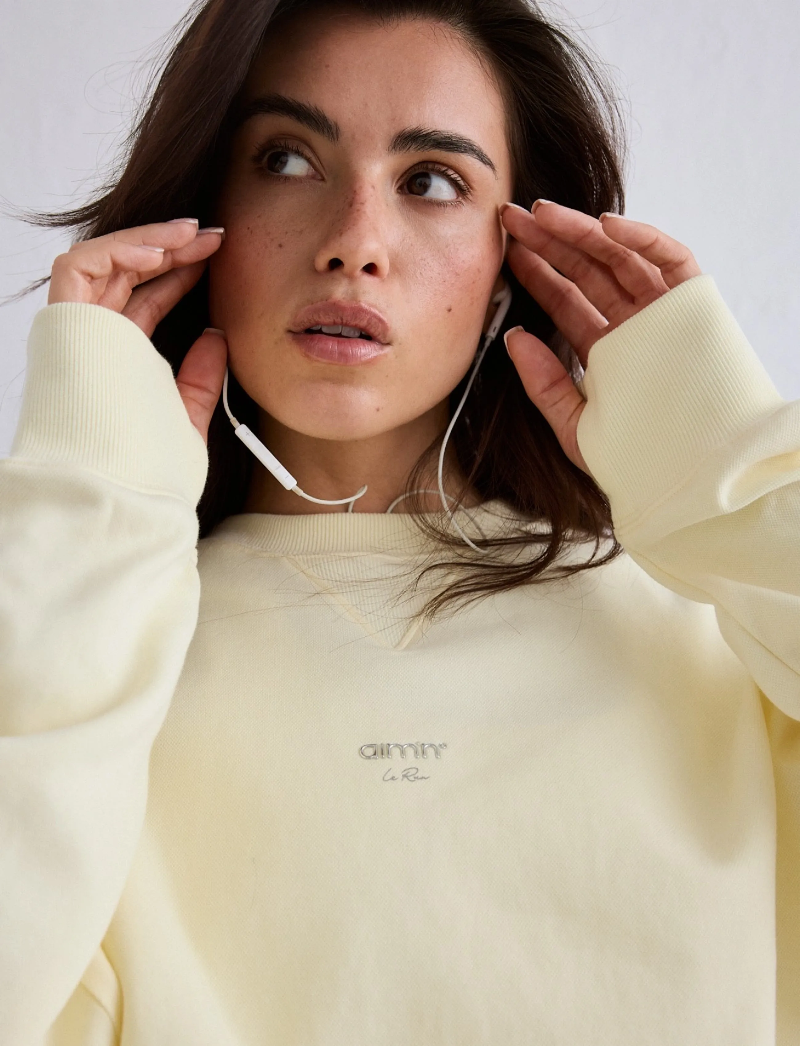 aim´n - Le Run Running Sweatshirt - dressipluusid - lemon white - 5