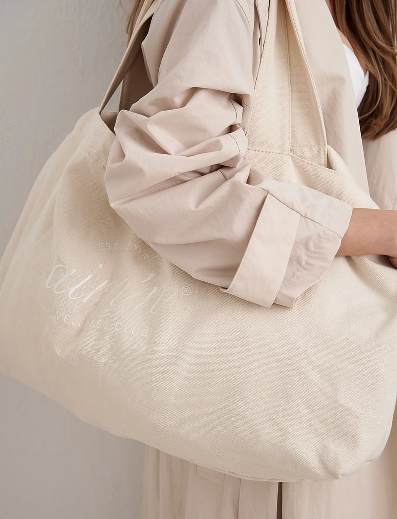 aim´n - Club Tote Bag - totes - sand - 5