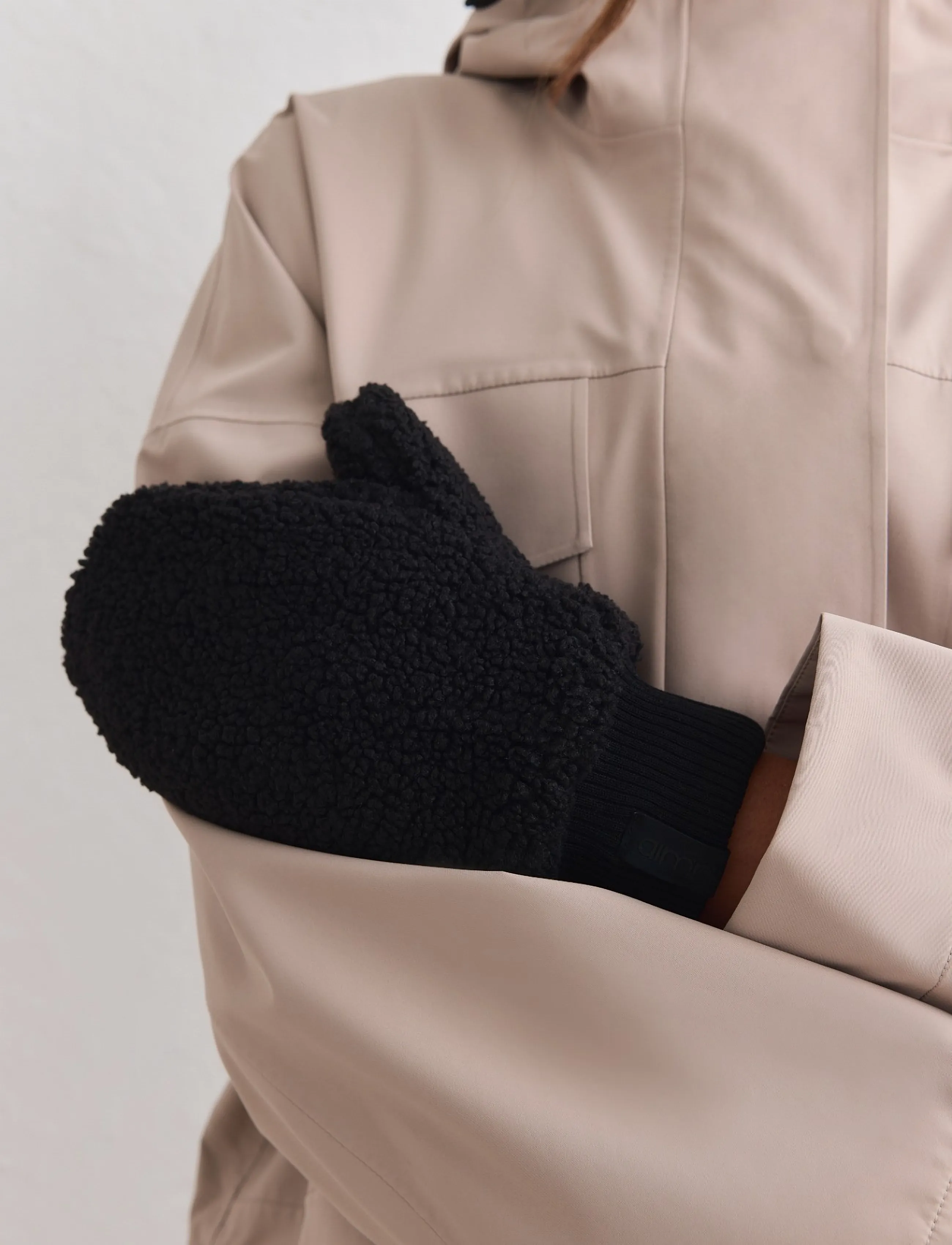 aim´n Pile Mittens - New Arrivals - BLACK / black