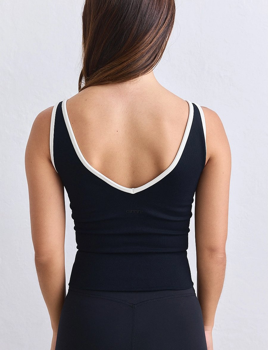 aim´n - Shape Seamless Deep Cut Singlet - Õlapaeltega pluusid - black cream - 3
