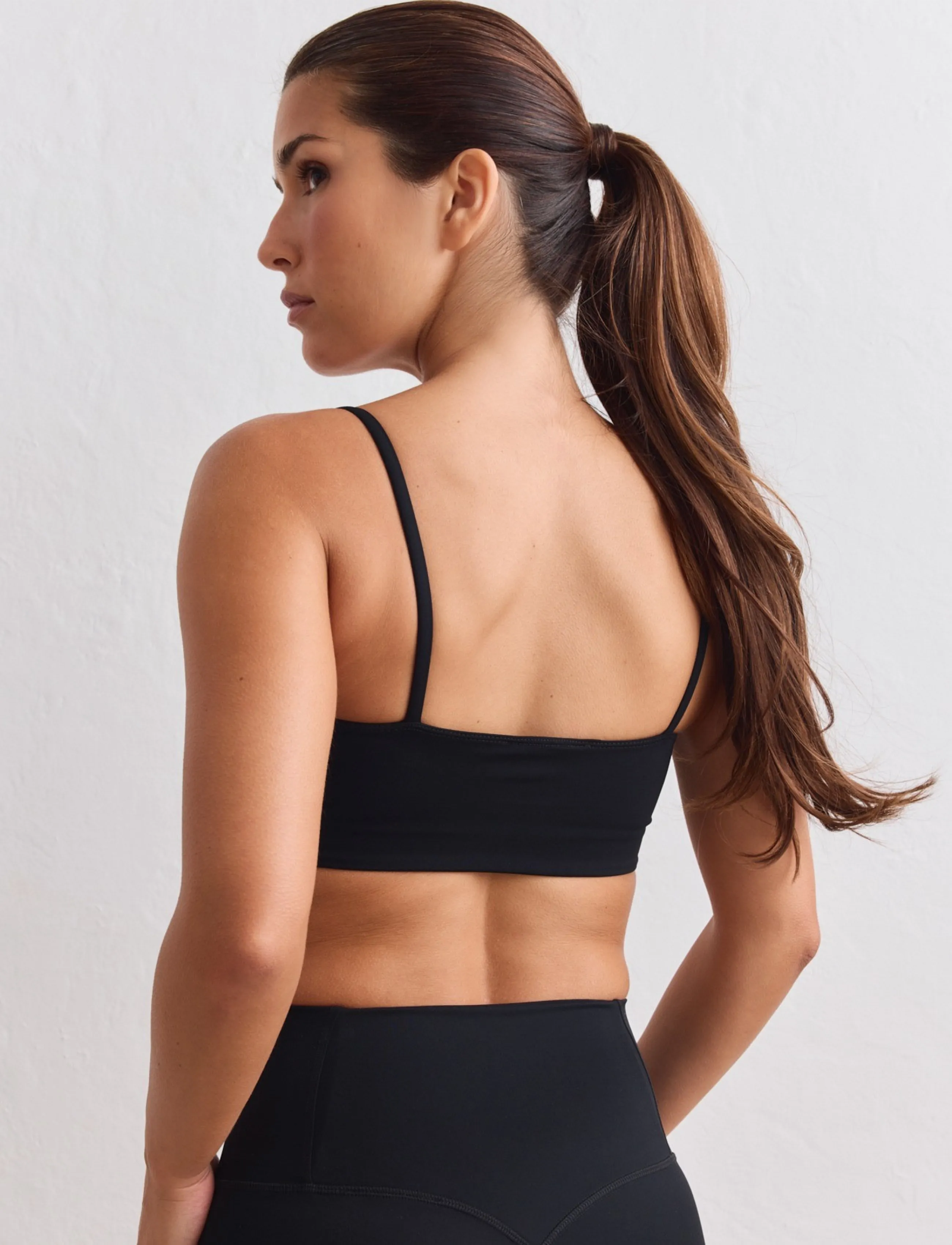 aim´n - Sculpting Strap Bra - medium support - black - 4