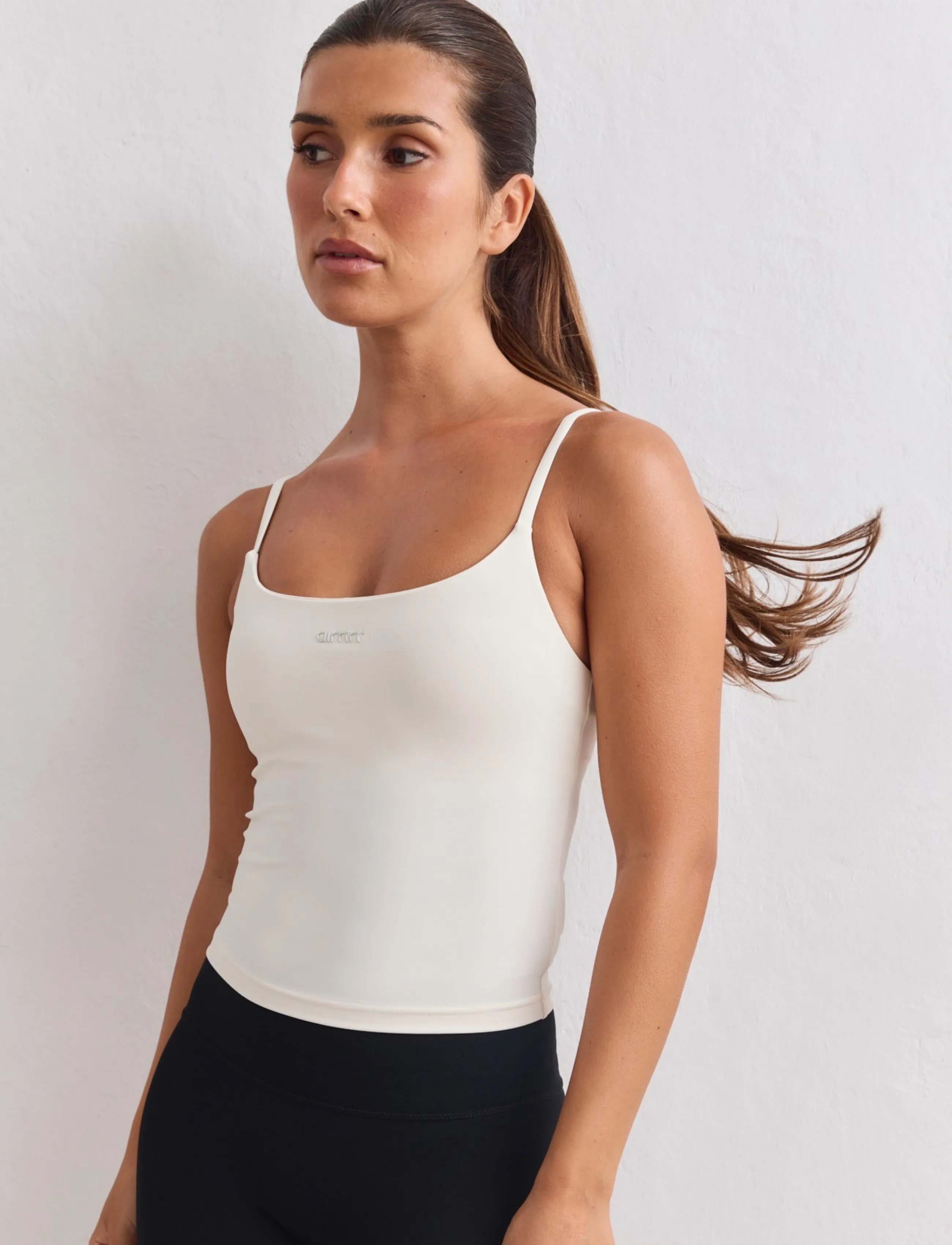 Aimn Sculpting Strap Singlet linnen dam – bild 2