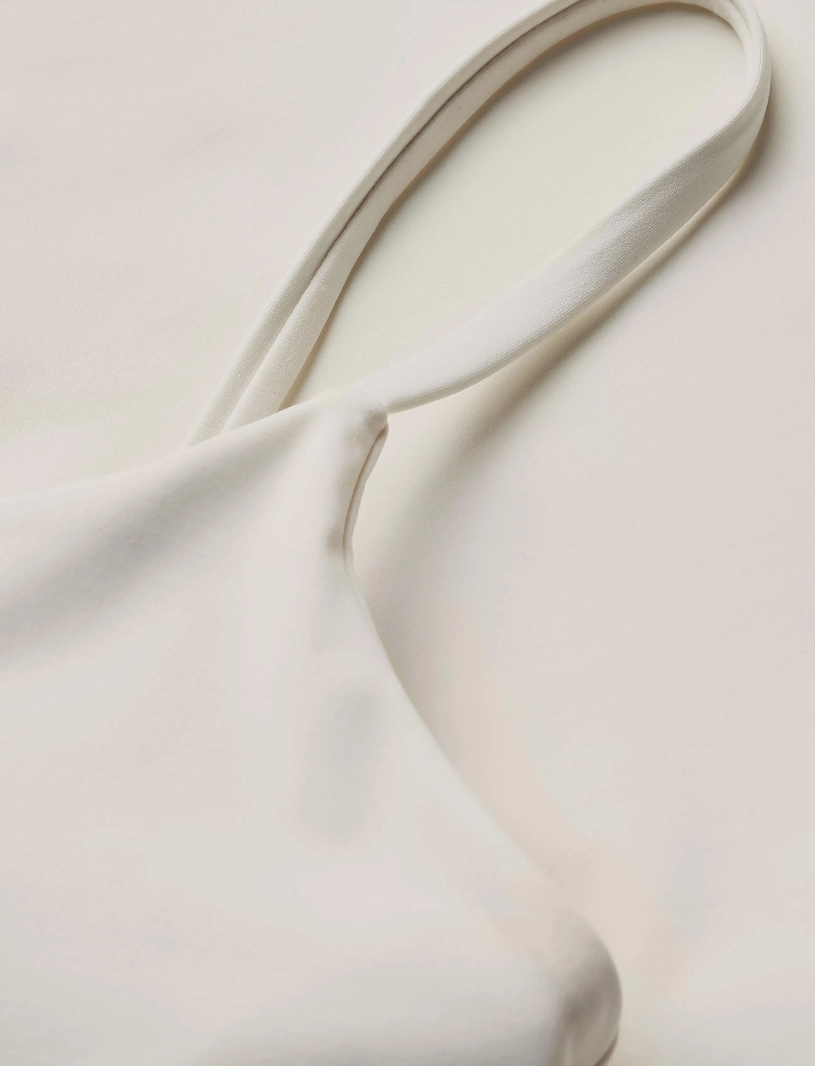 aim´n - Sculpting Strap Singlet - tank tops - cream - 5