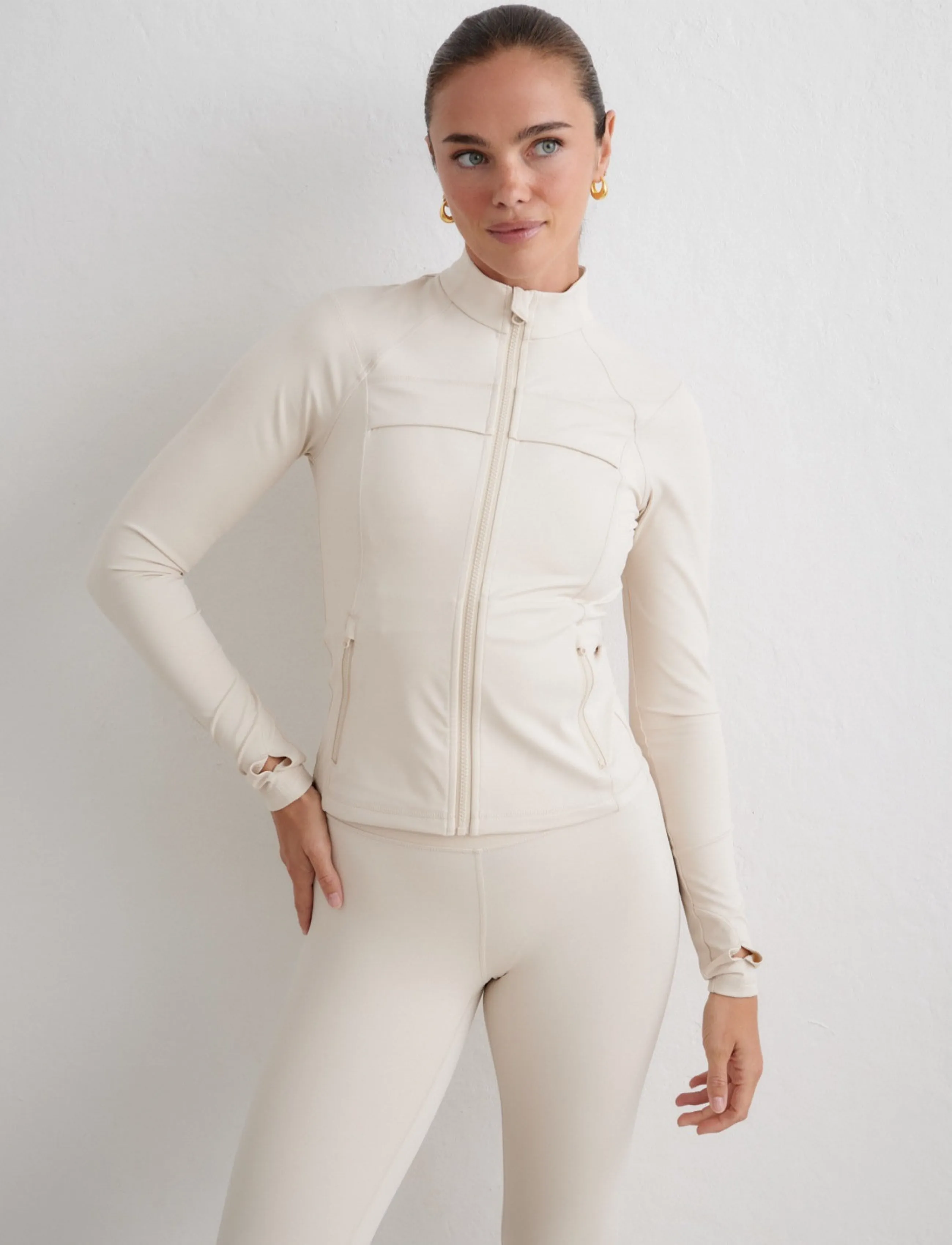 aim´n - Sculpting Jacket - spordijakid - sand - 3