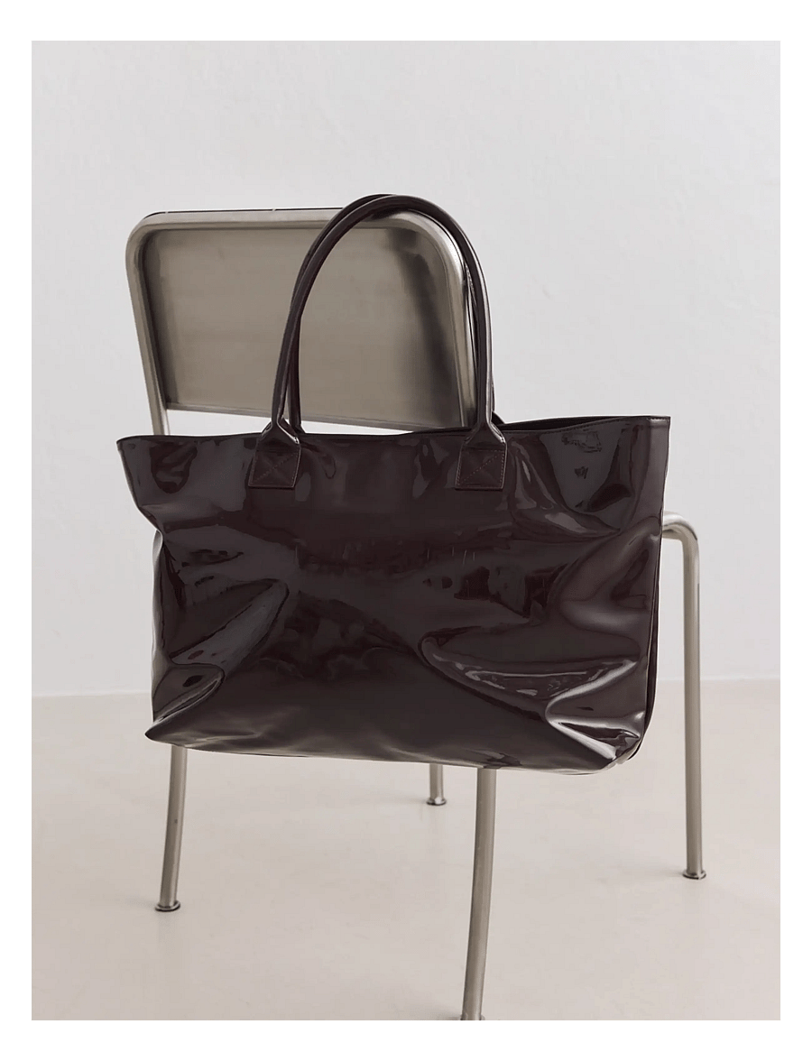 aim´n - Glossy Tote Bag - tragetaschen - chocolate - 0