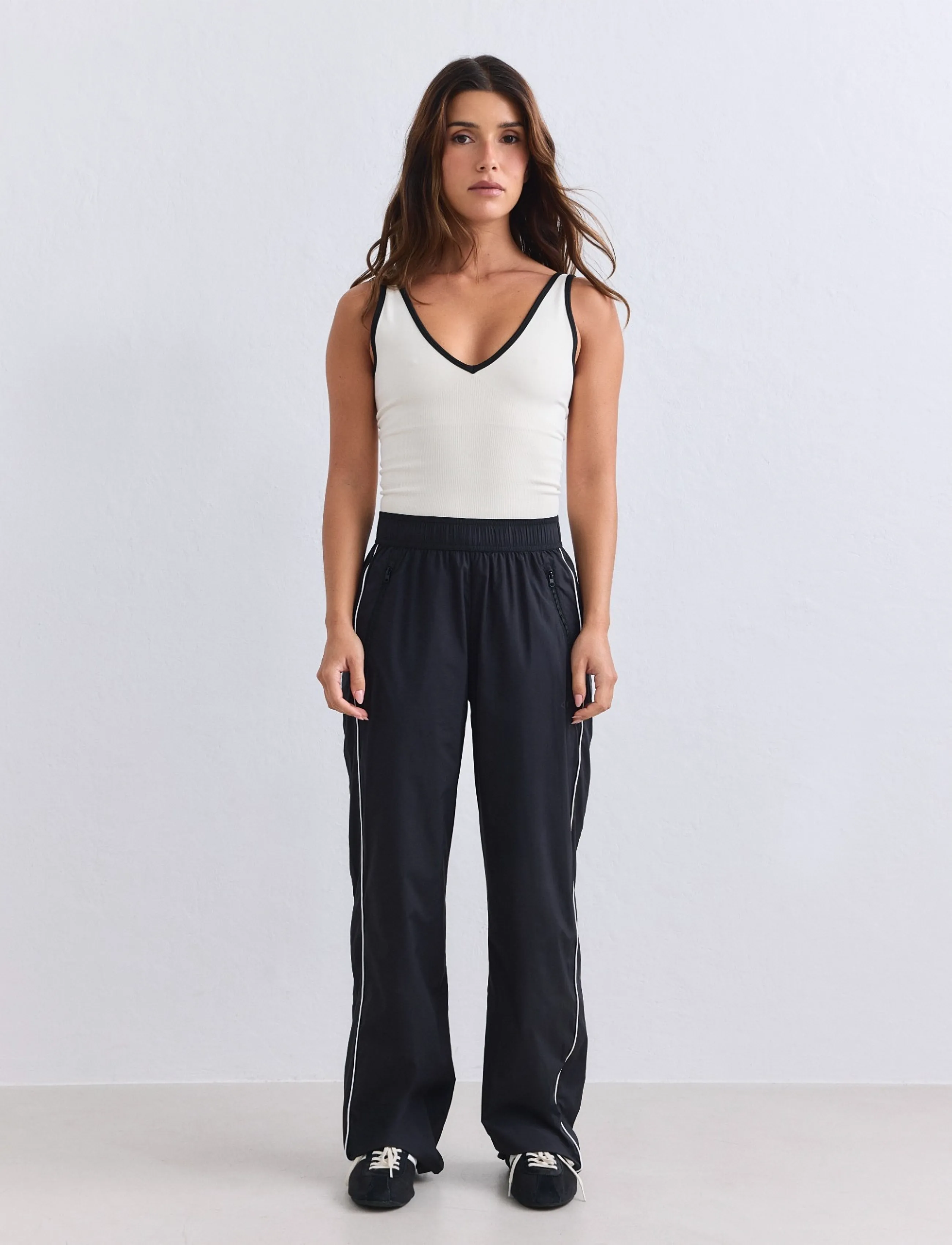 aim´n Balance Tracksuit Pants - Byxor - BLACK / black