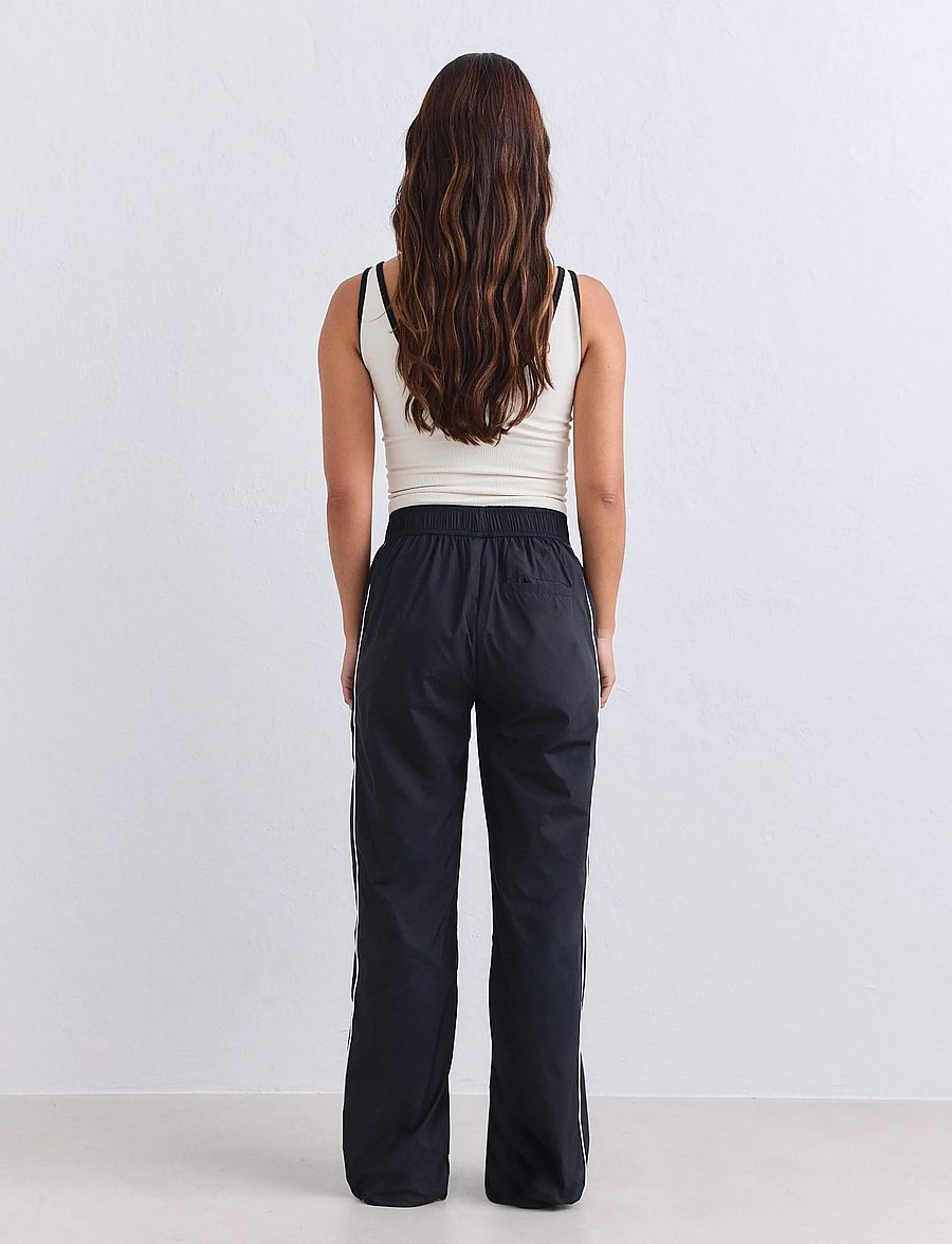 aim´n - Balance Tracksuit Pants - träningsbyxor - black - 3