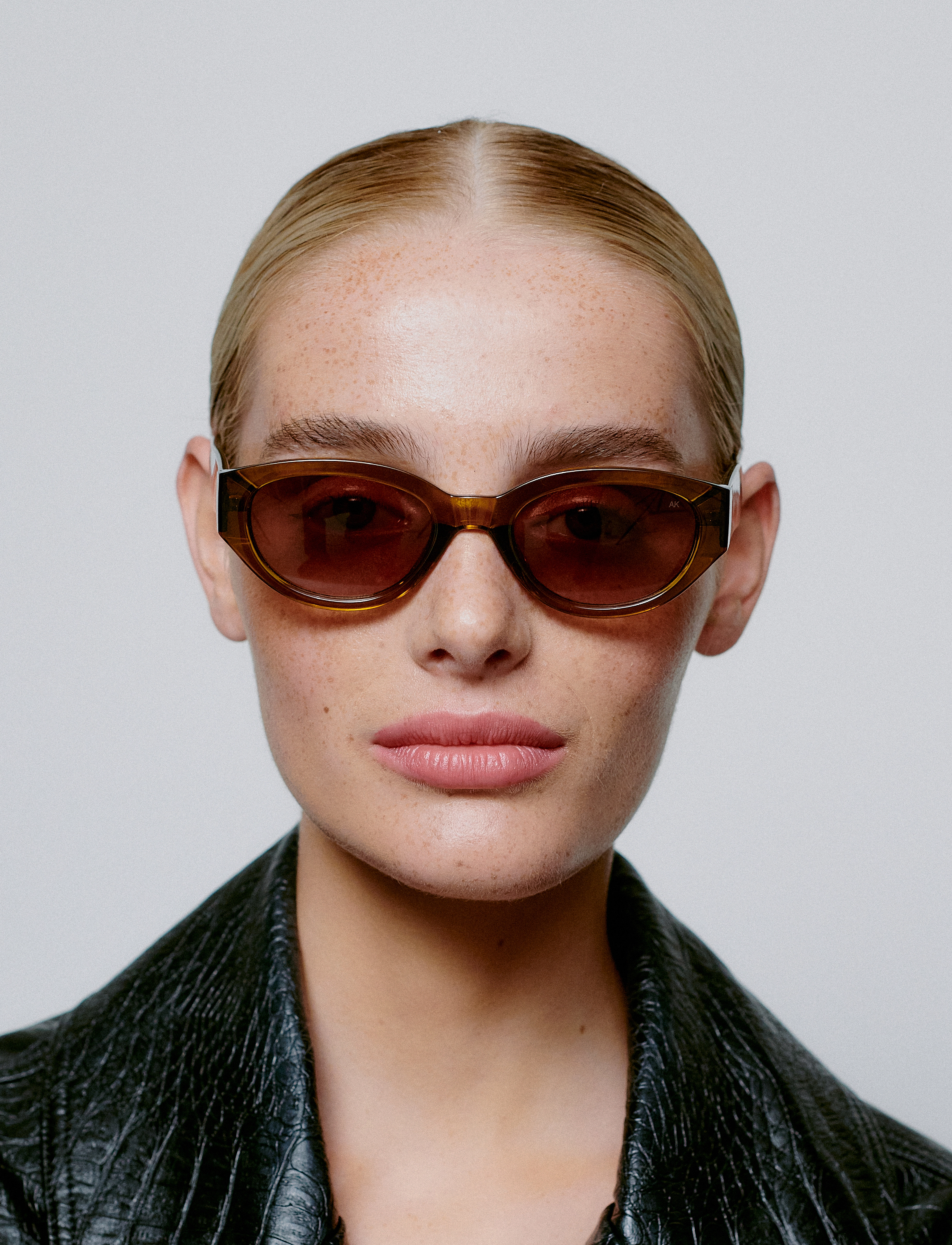 A.Kjærbede Winnie, One Size, Sunglasses, Braun - Round Frame Frauen