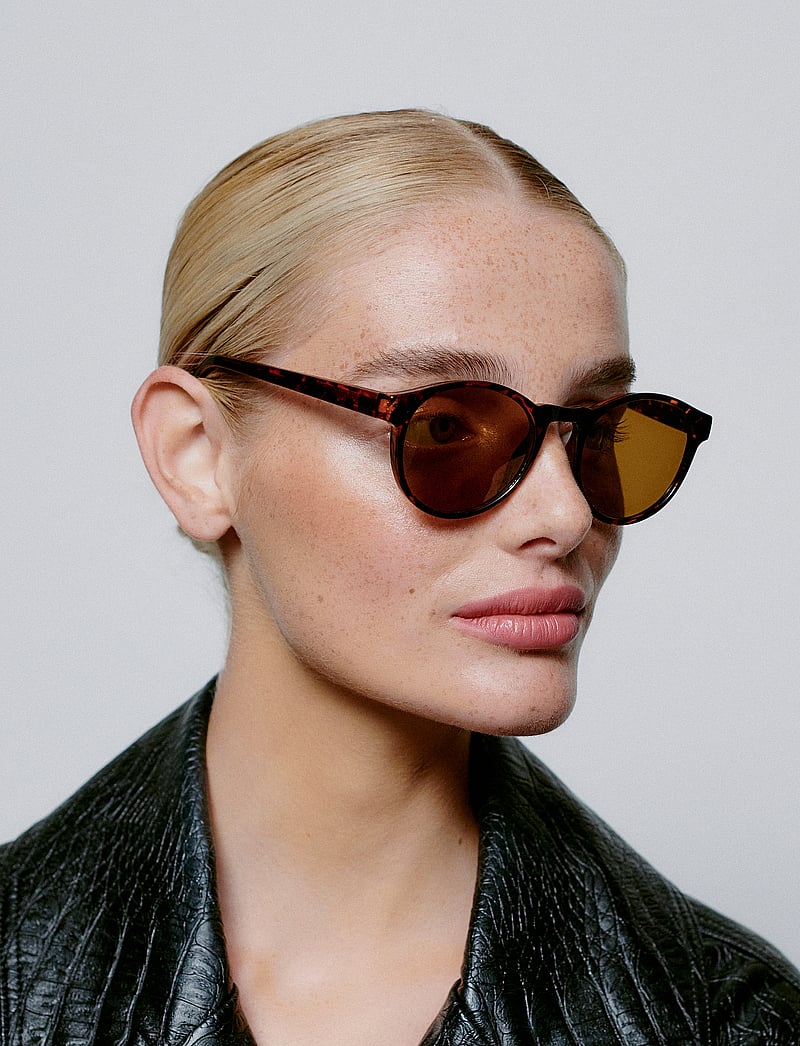 A.Kjærbede - Marvin - runde form - demi tortoise - 4