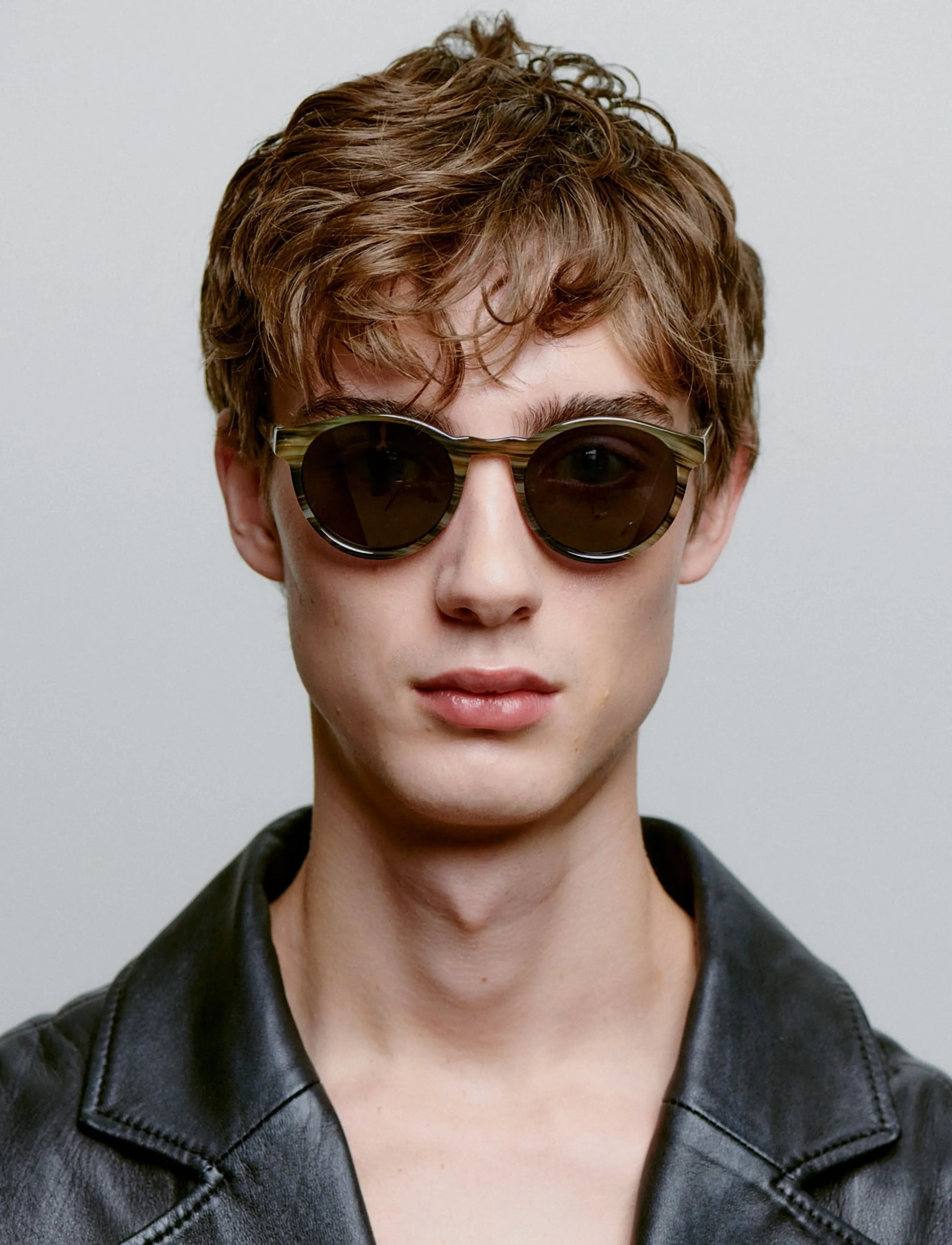 A.Kjærbede - Marvin - round frame - striped horn - 2
