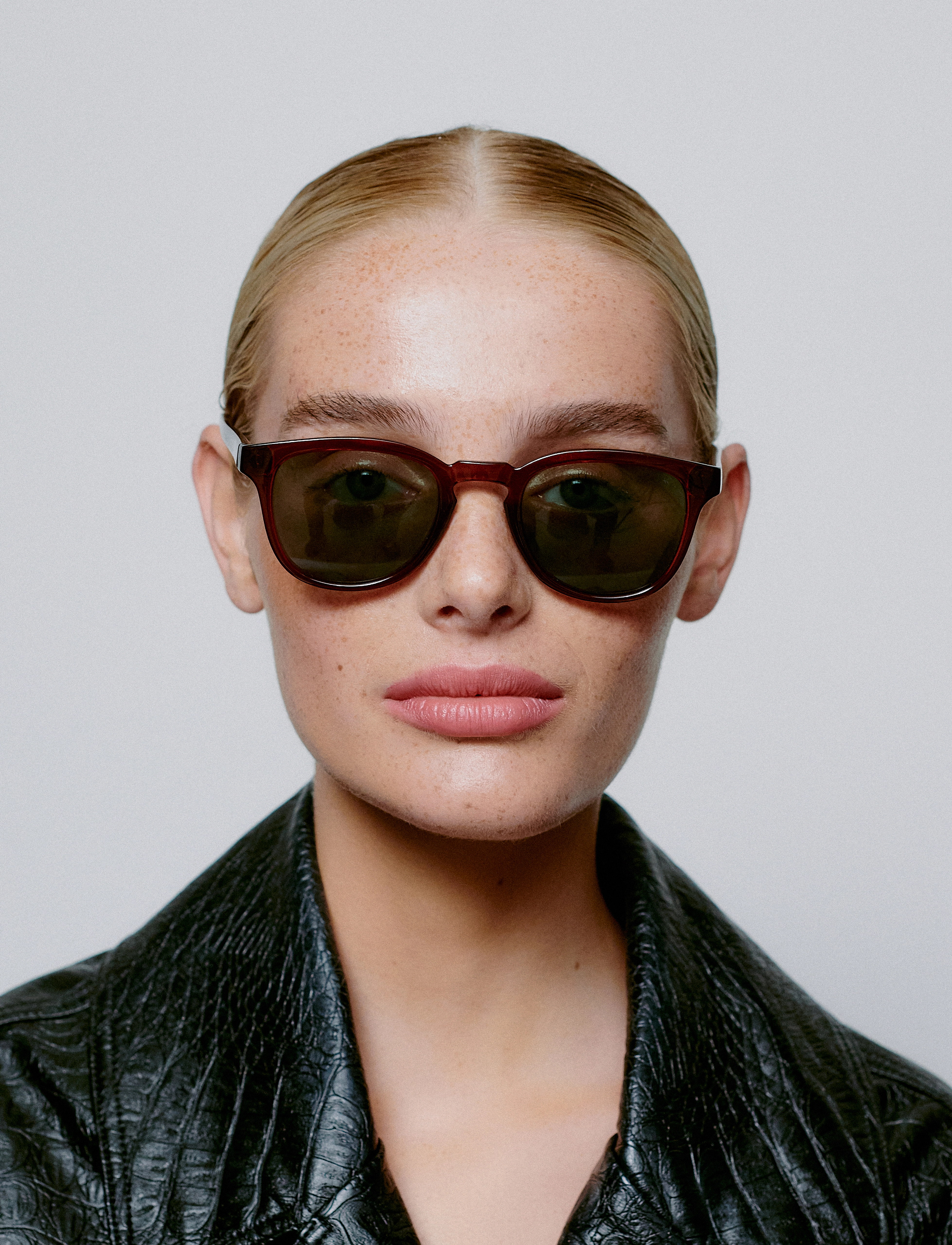 A.Kjærbede Bate, One Size, Sunglasses, Braun - Round Frame Frauen