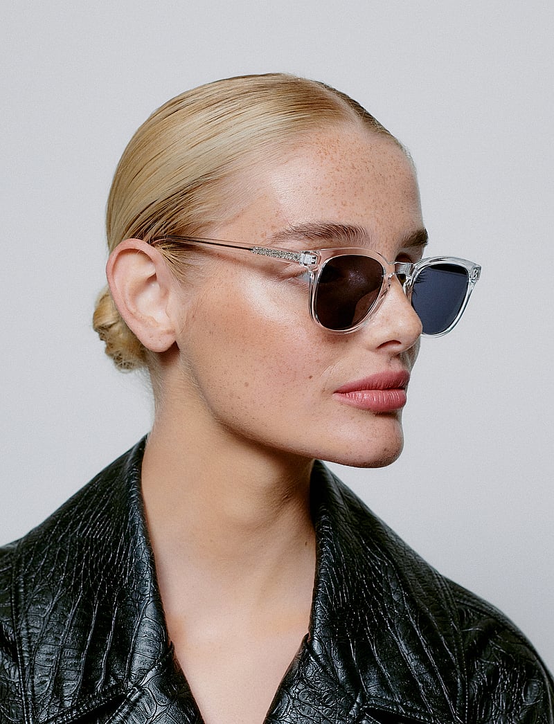 A.Kjærbede - Bate - pyöreät aurinkolasit - crystal - 4