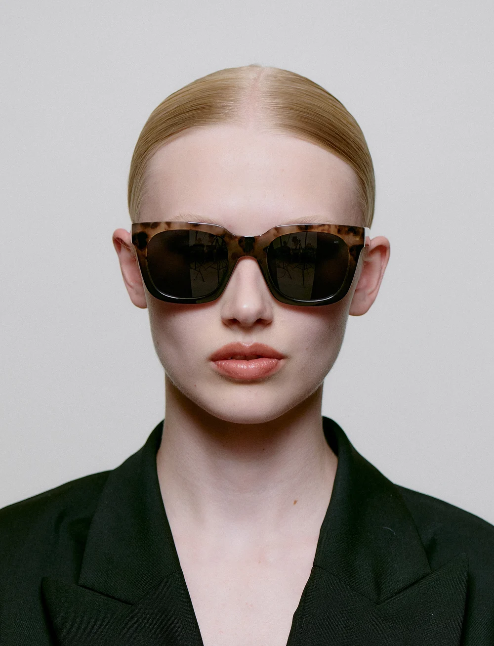 A.Kjærbede - Nancy - d-form - coquina / grey transparent - 0