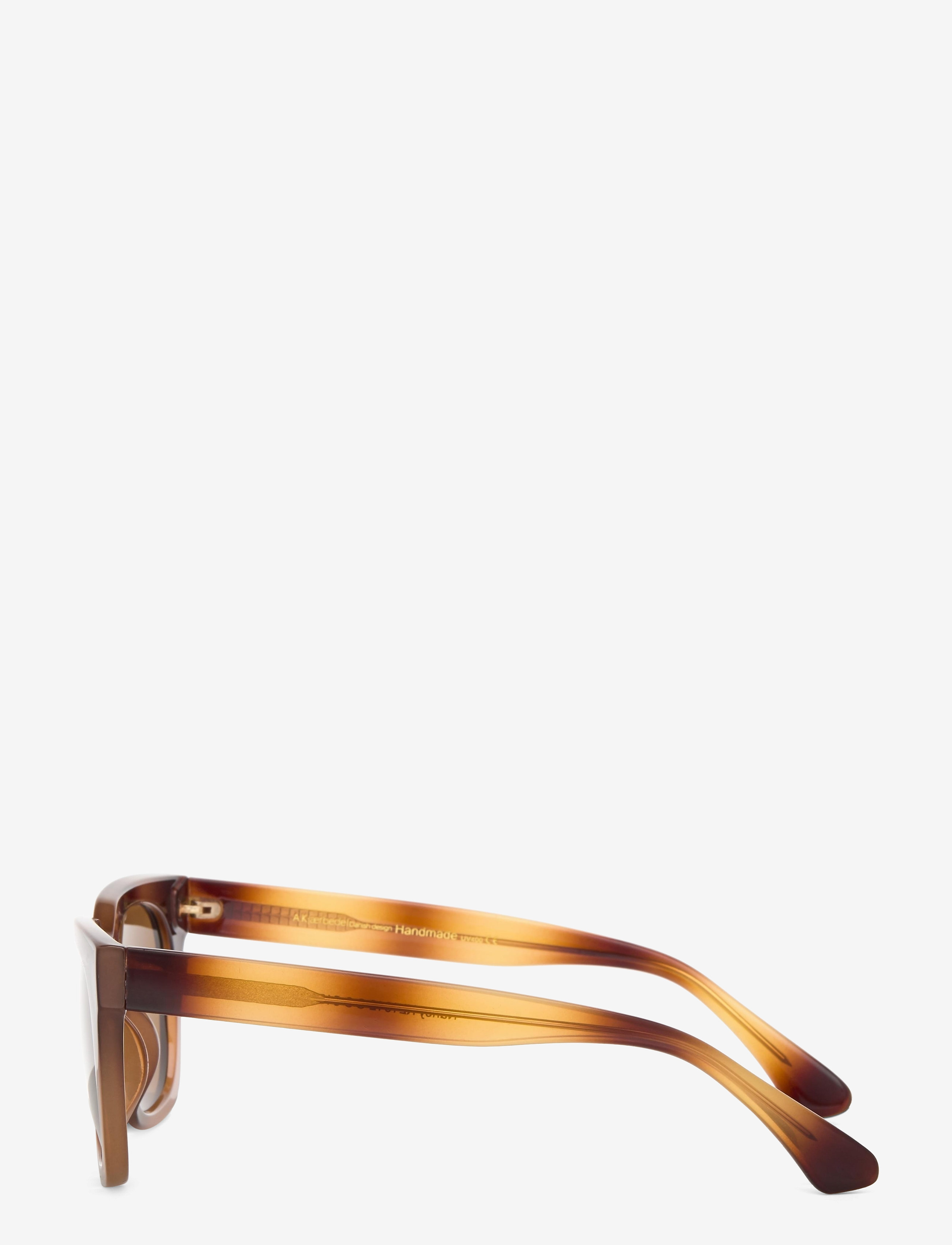 A.Kjærbede - Nancy - d-form - demi brown - 3