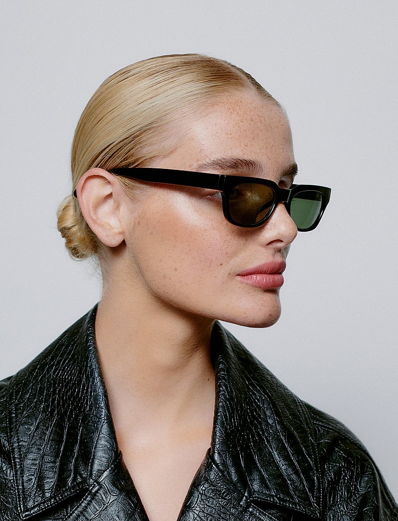 A.Kjærbede - Bror - kulmikkaat aurinkolasit - black - 4