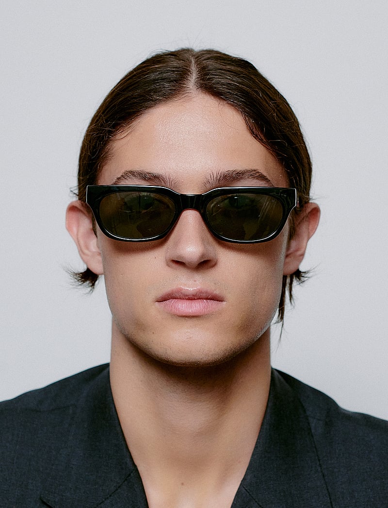 A.Kjærbede - Bror - kulmikkaat aurinkolasit - black - 5