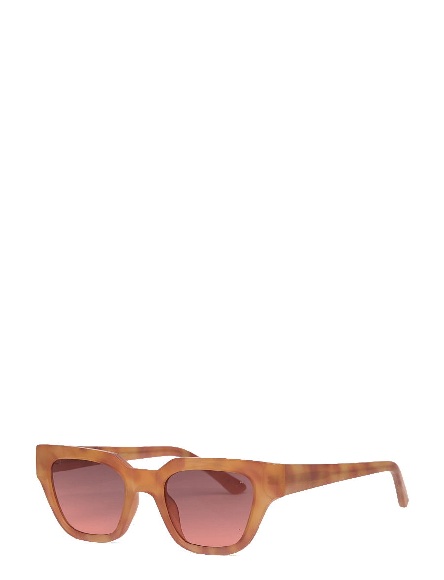 A.Kjærbede - Kaws - d-shaped - burnt amber - 2