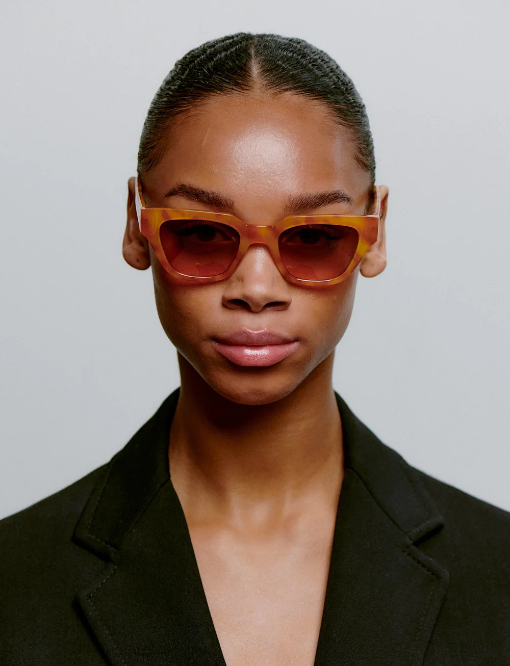 A.Kjærbede - Kaws - d-kujulised - burnt amber - 4