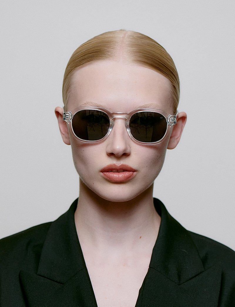 A.Kjærbede - Zan - rund form - crystal - 0