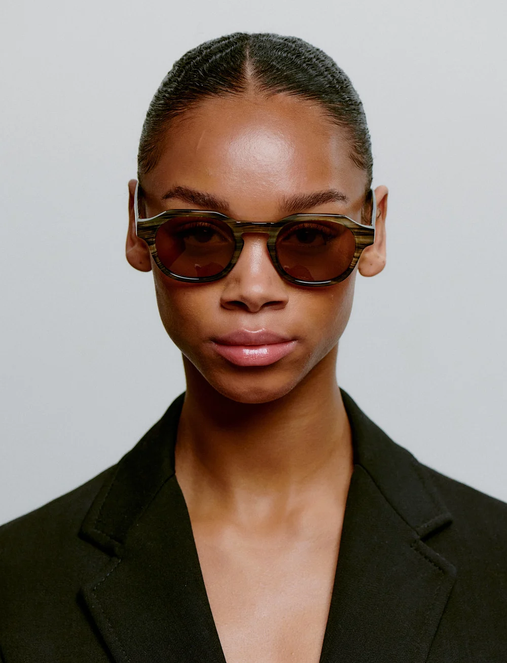 A.Kjærbede - Zan - runde solbriller - striped horn - 0