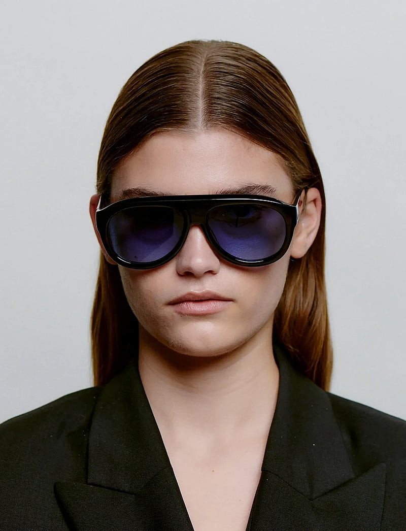 A.Kjærbede - Rio - pilot - demi tortoise - 3