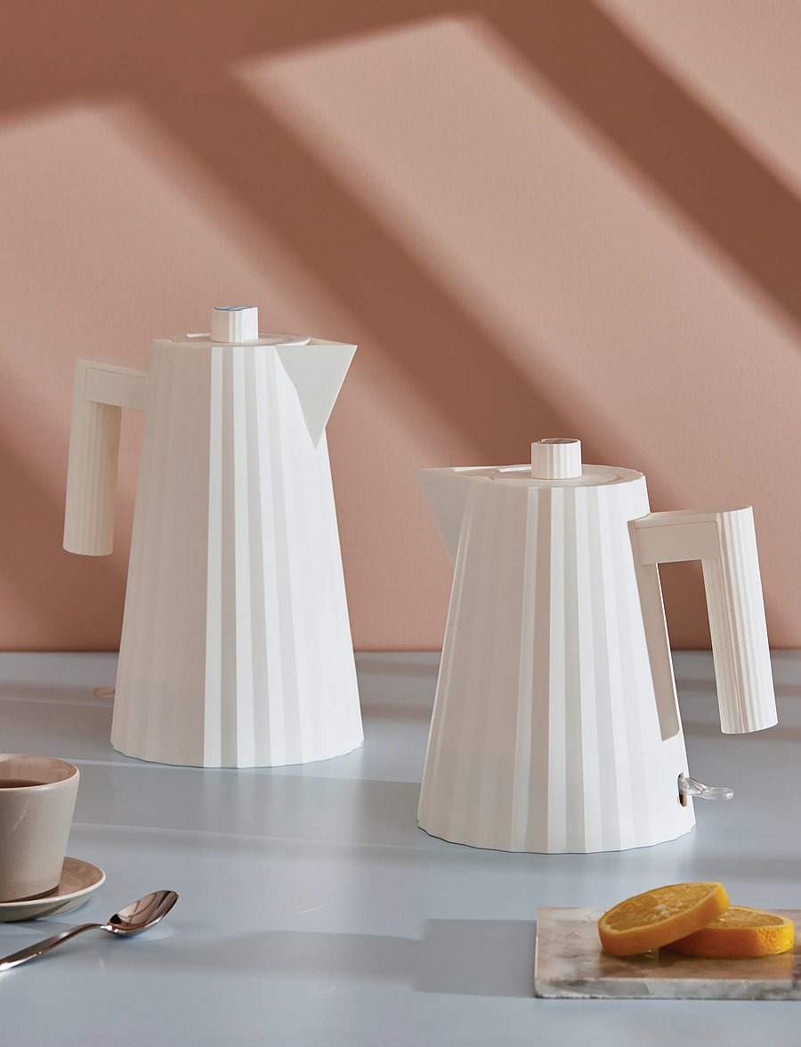 Alessi - Electric kettle in thermoplastic, white European plug 2400W - elektriskās tējkannas un katli - white - 3