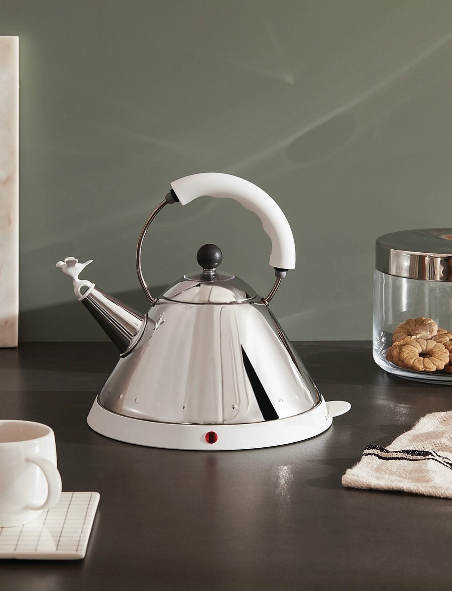 Alessi - Cordless kettle in 18/10 with handle and base in thermoplastic resin white Eu plug 2000W - wasserkessel & wasserkocher - white - 2