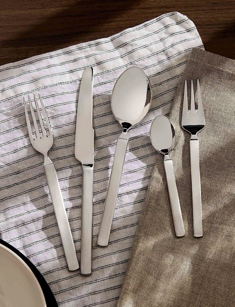 Alessi - Serving spoon i 18/10 mirror-polished stainless steel med matt handtag - serveerimislusikad - steel - 0