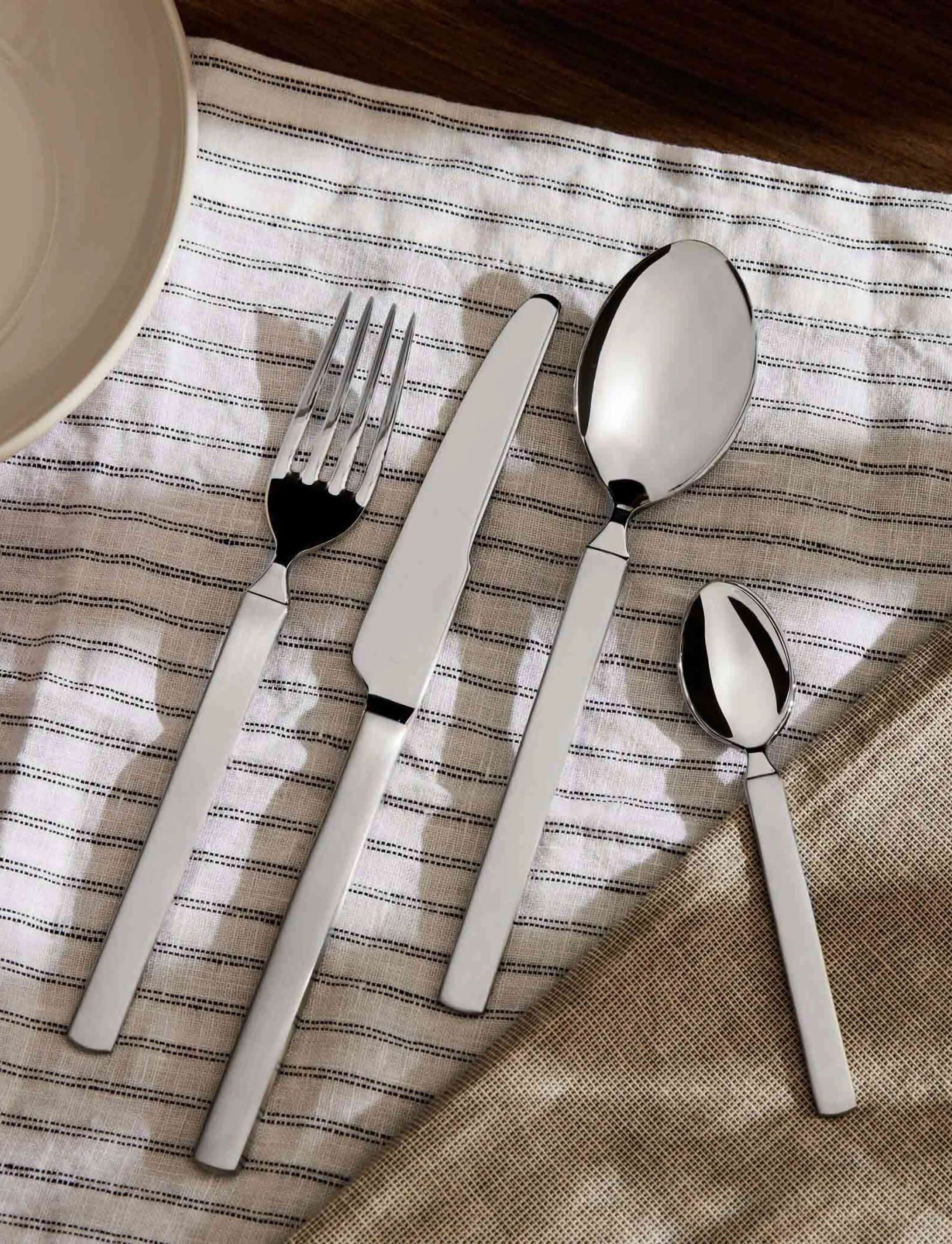 Alessi Cutlery Set With 6 Spoons, Forks, Knives And Coffee Spoons, One Size, Silver, Bestik > Bestiksæt, Unisex