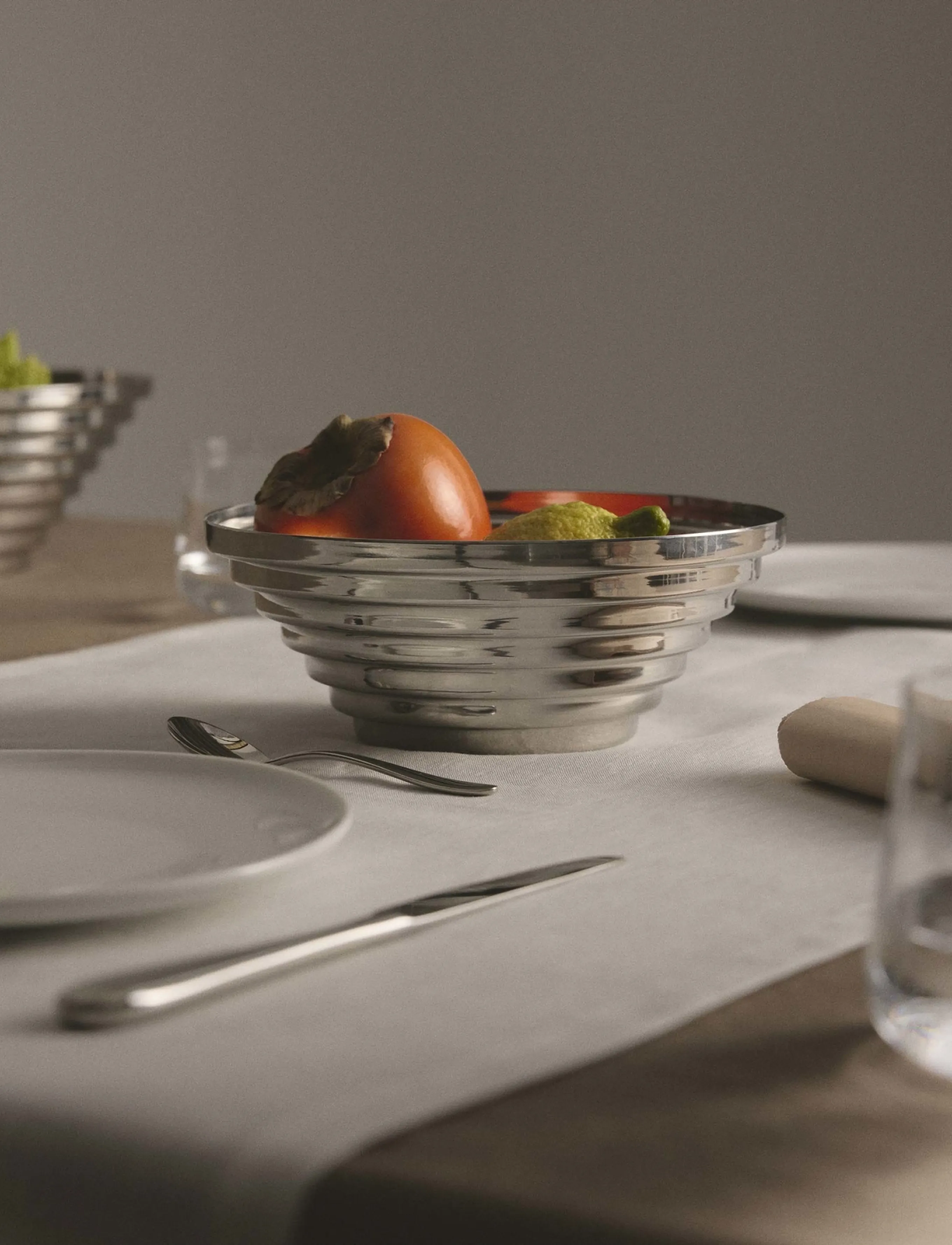 Alessi Round Basket I 18/10 Mirror-Polished Stainless Steel, D20 cm, Silver, Skåle Og Serveringsfade > Frugtskåle, Unisex
