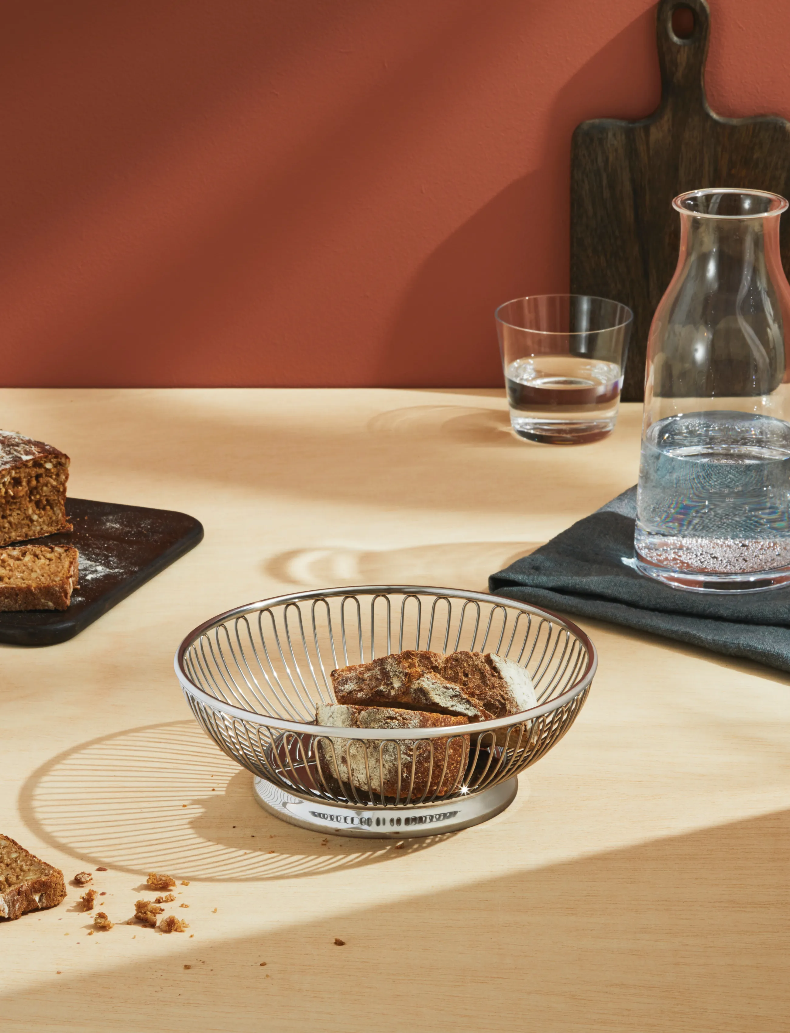 Alessi Round Wire Basket I 18/10 Stainless Steel, D20.5 cm, Kitchen Storage, Silber - Bread Bins & Baskets, Homeware