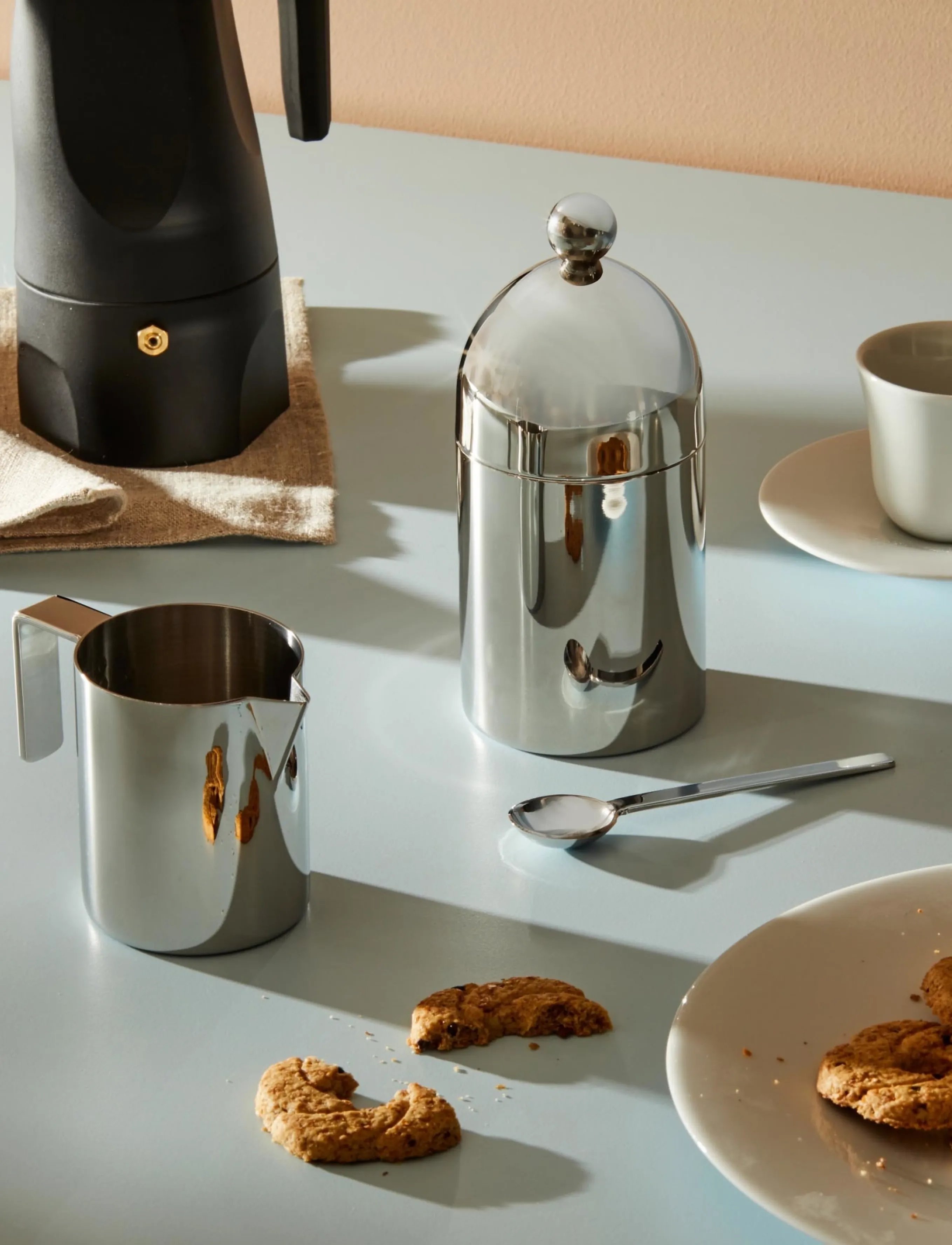 Alessi Cream Jug In 18/10 Stainless Steel, Mirror-Polished, D5.9 cm, Jugs & Carafes, Silber - Milk Jugs, Homeware