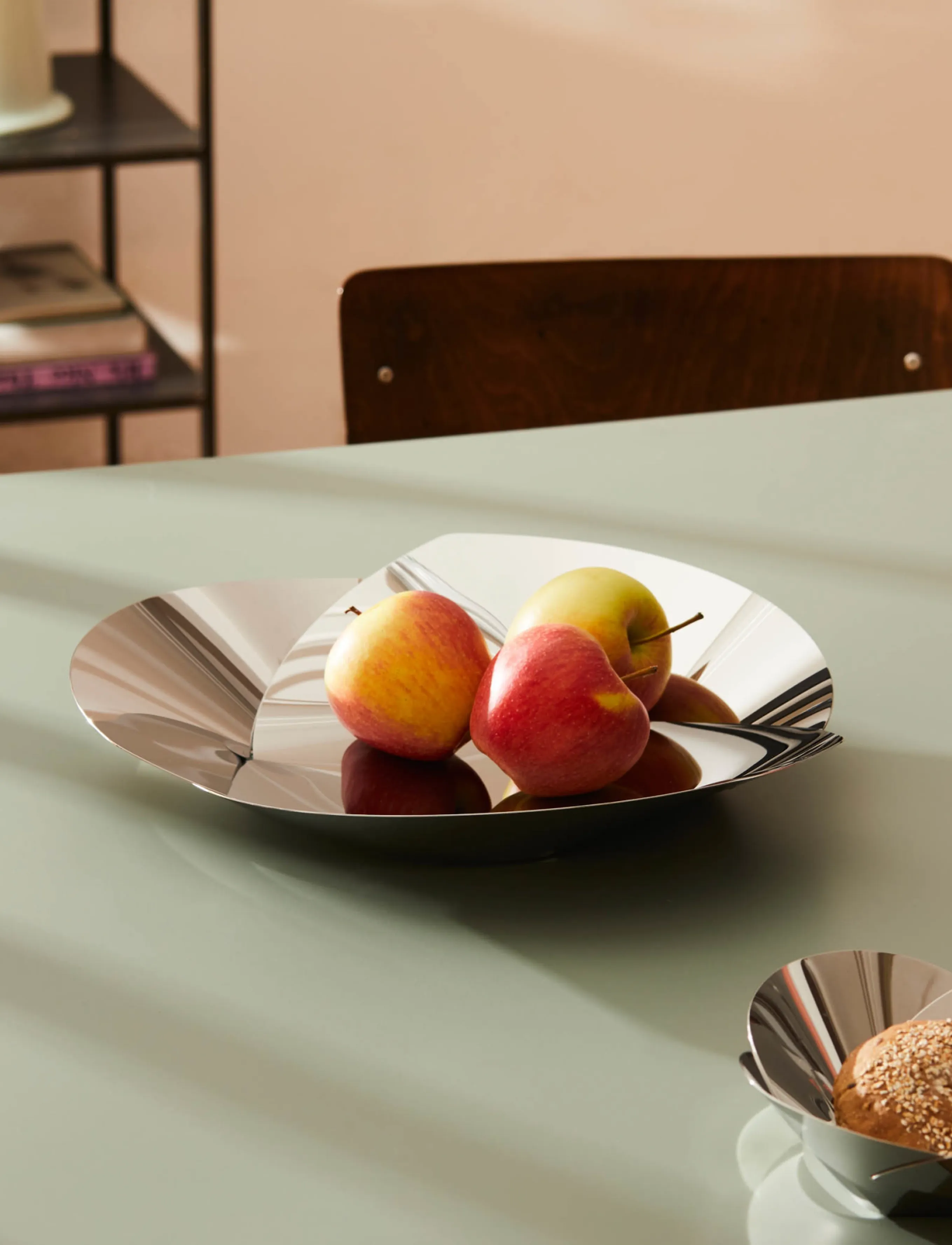 Alessi Fruit Holder In 18/10 Stainless Steel, D38 cm, Silver, Skåle Og Serveringsfade > Frugtskåle, Unisex