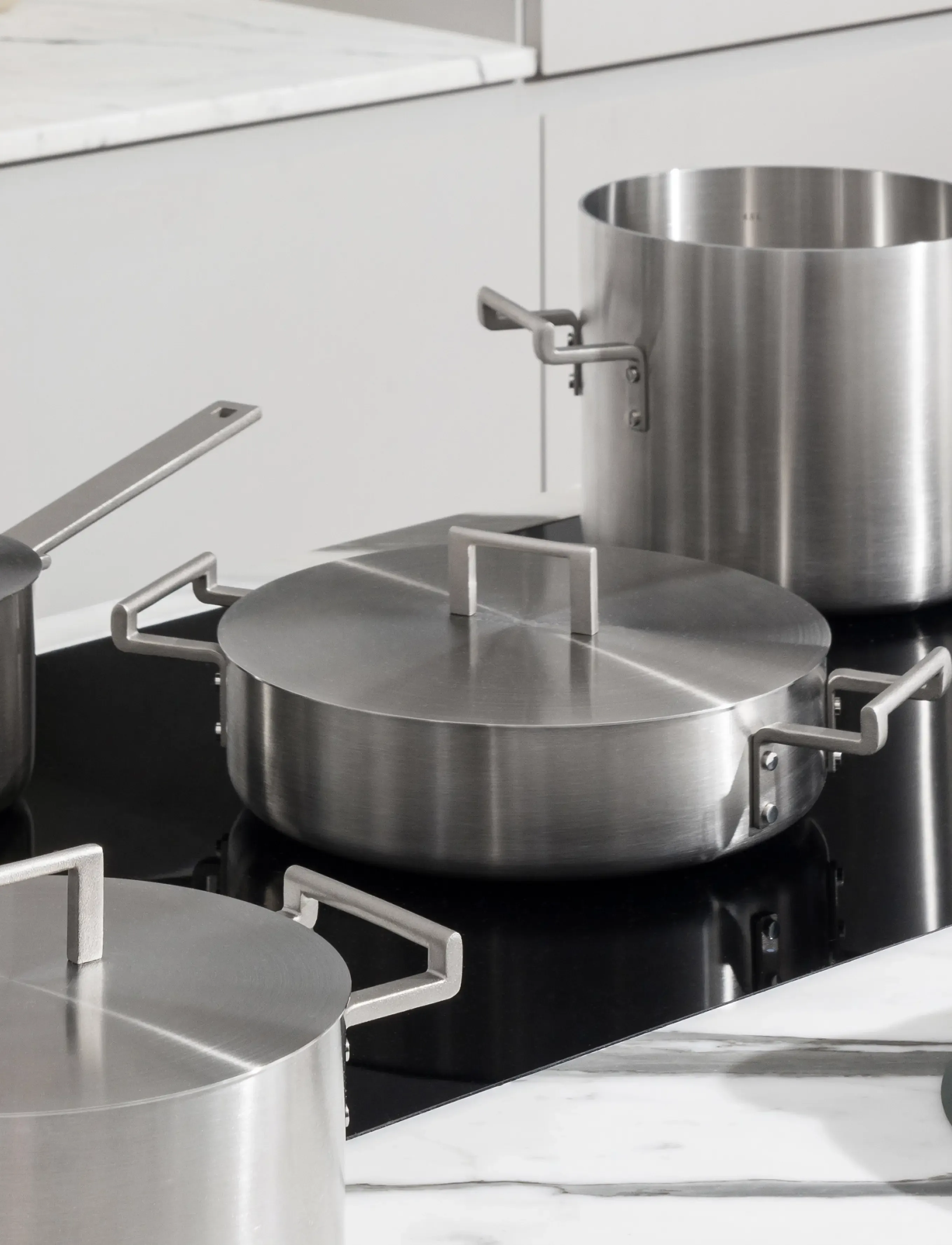 Alessi - Multi-layered saucepan (AISI 430, aluminum, 18/10 stainless steel) with PVD coating induction - steel - 4