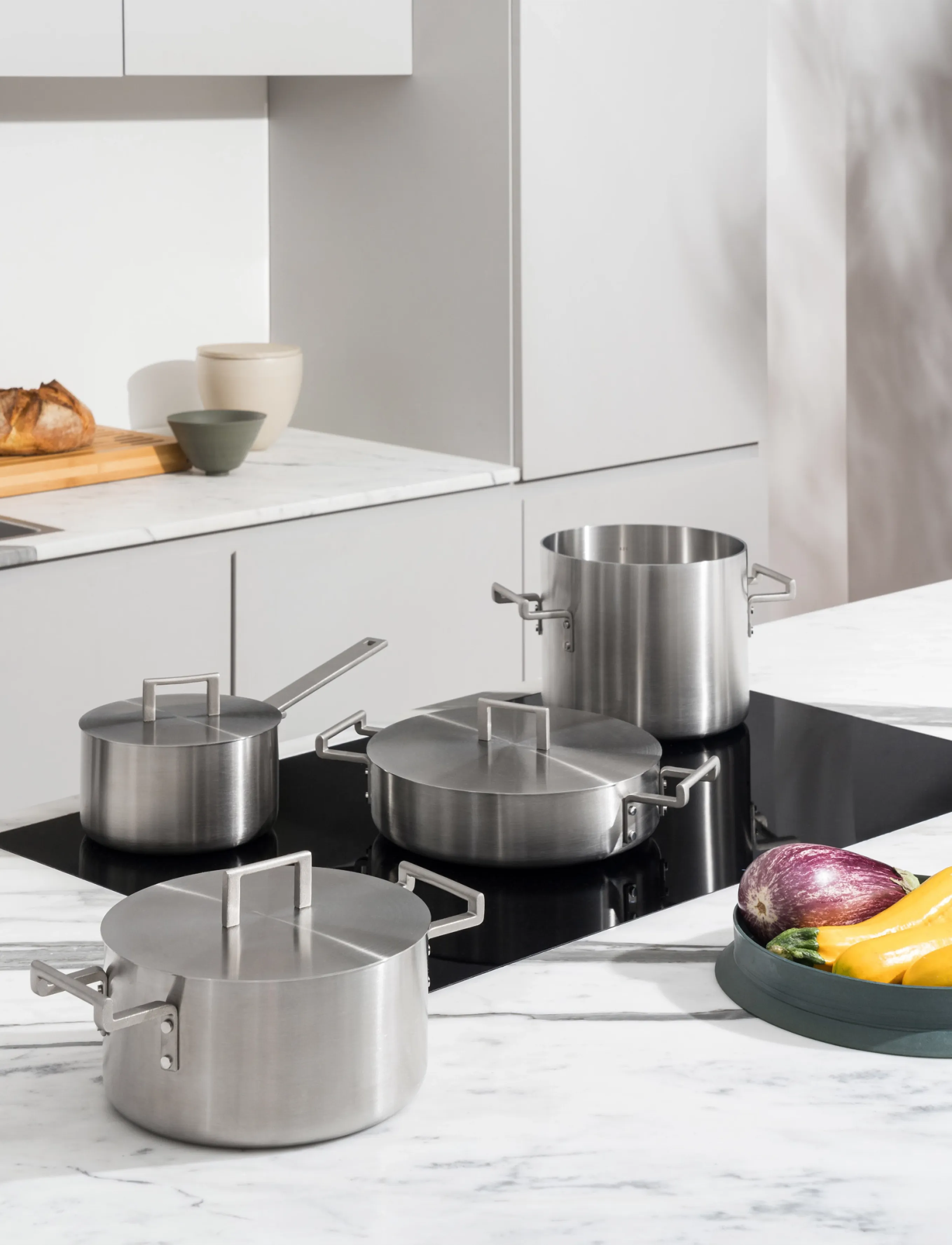 Alessi Set Of Saucepan, Saucepan With Two Handles, Low 3 Lids, One Size, Pots & Pans, Silber - Sets, Homeware