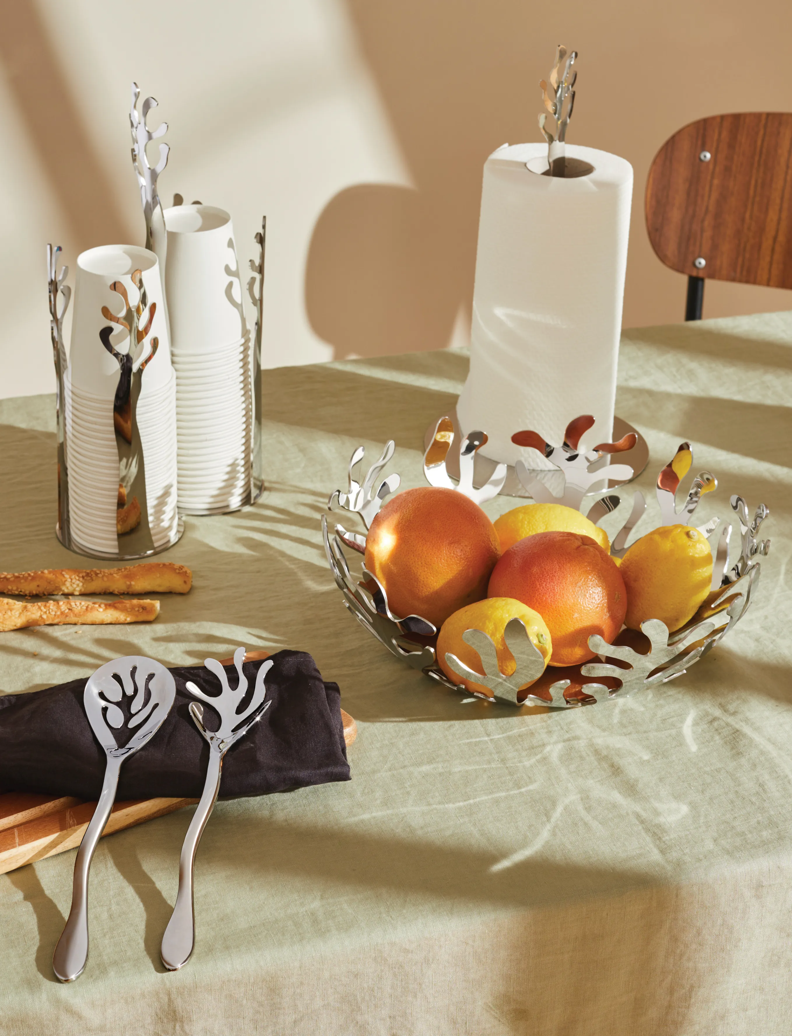 Alessi Fruit Bowl In 18/10 Stainless Steel, D29 cm, Bowls & Serving Dishes, Silber - Bowls, Homeware