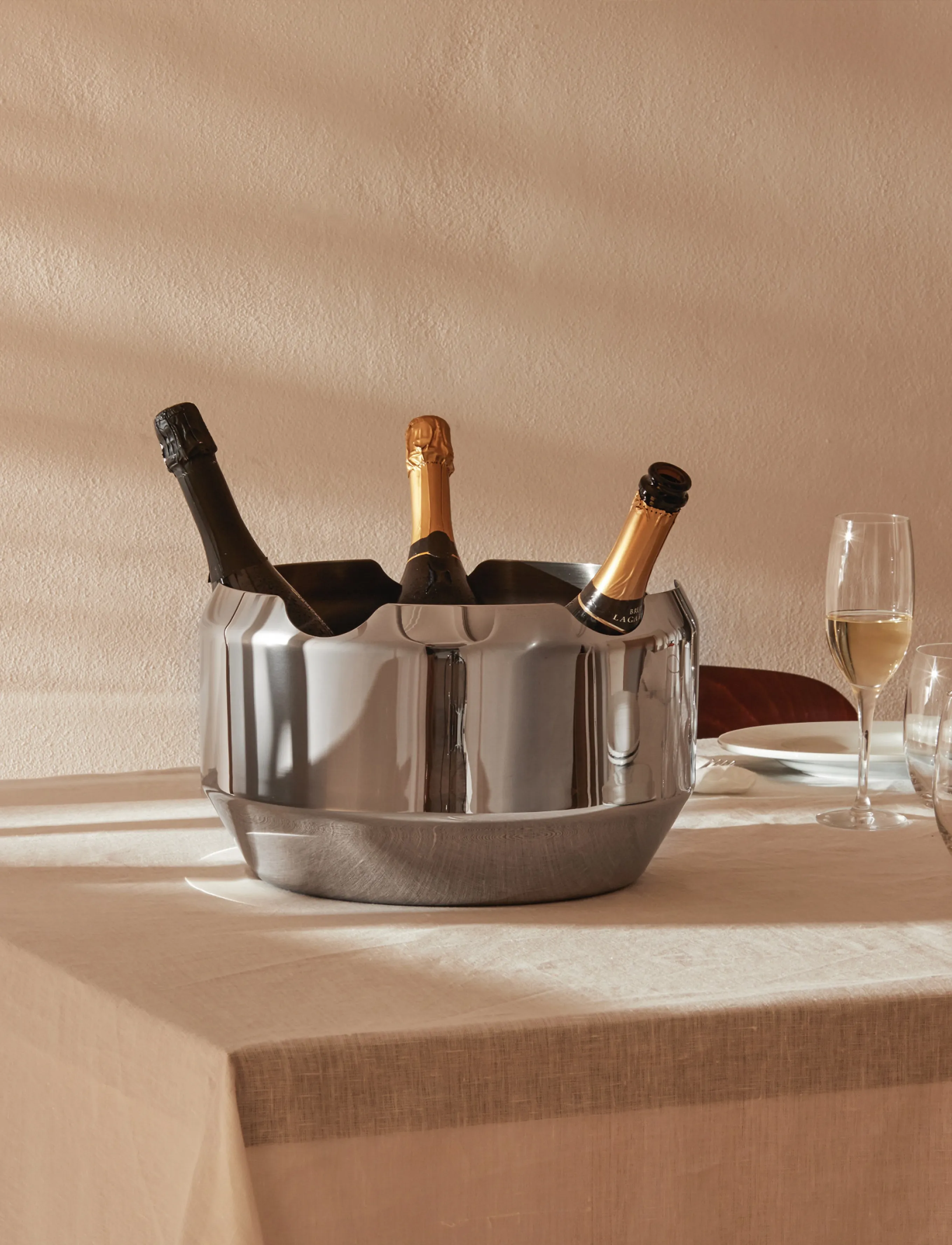 Alessi Ice Bucket In 18/10 Mirror-Polished Stainless Steel, D33 cm, Drink & Bar Accessories, Silber - Bottle Coolers, Homeware