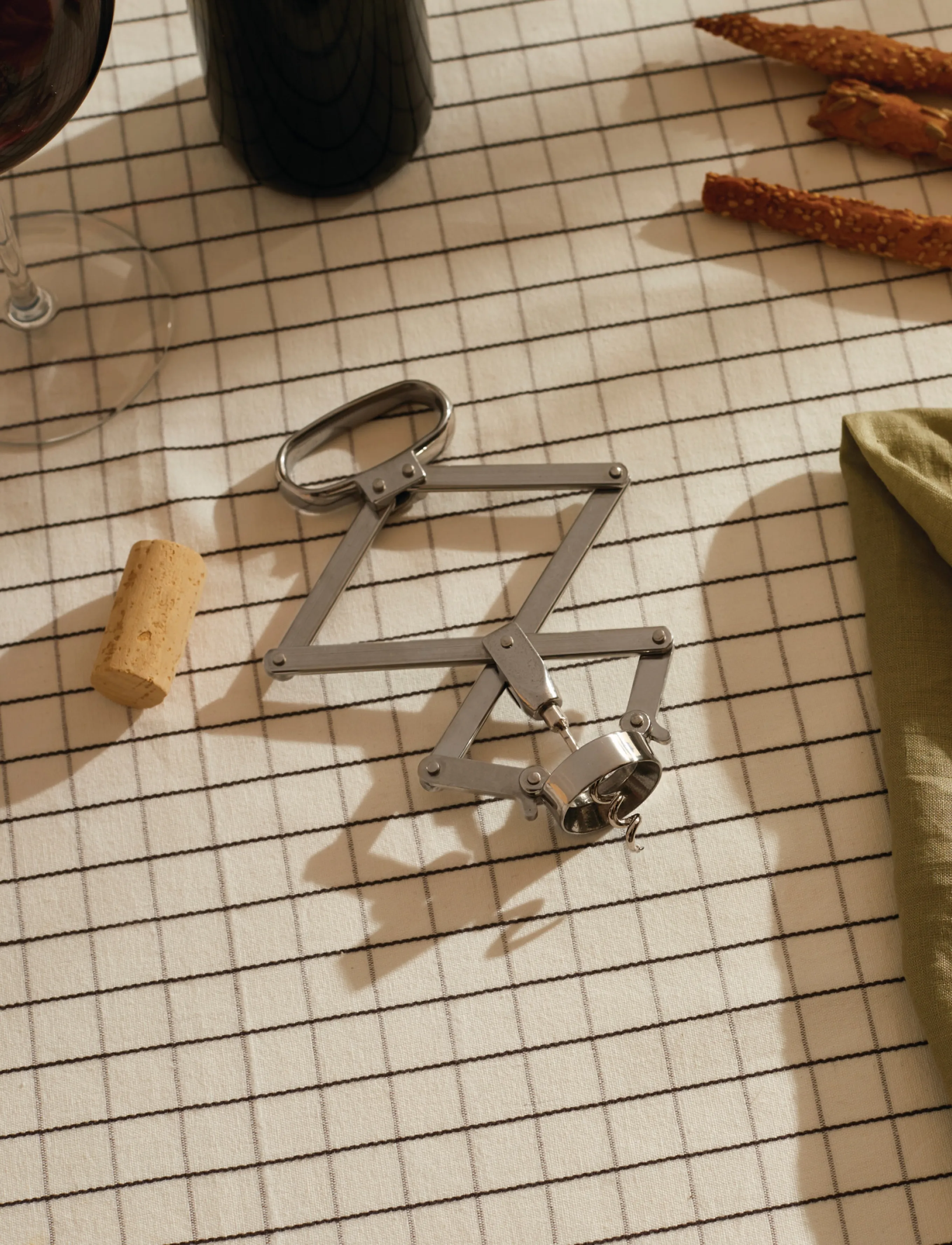 Alessi Corkscrew In 18/10 Mirror-Polished Stainless Steel, L:14 cm, Silver, Tilbehør Til Drinks Og Barer > Flaskeåbnere Og Vinpropper, Unisex