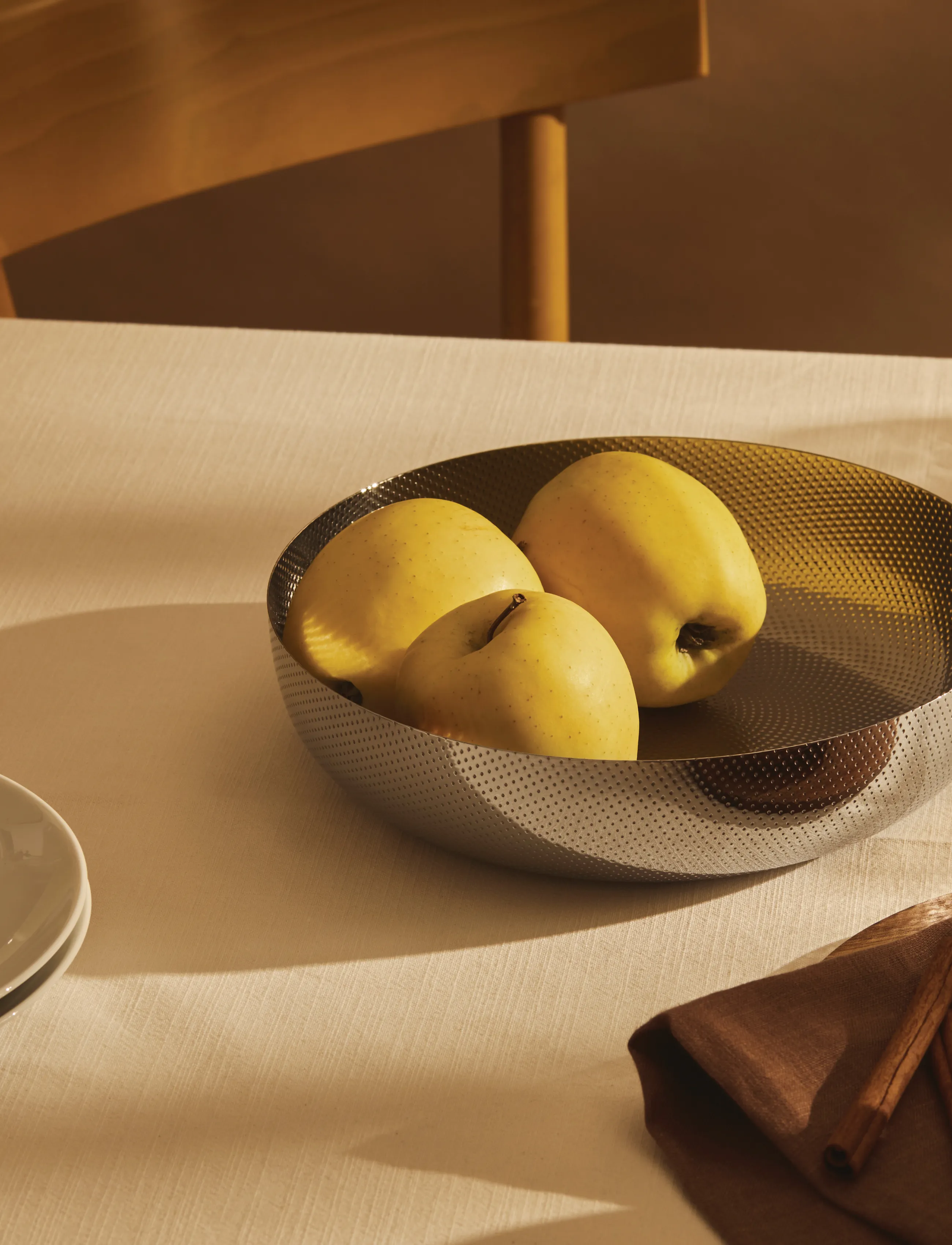 Alessi - Salad bowl in 18/10 stainless steel - salatschüsseln - steel - 3