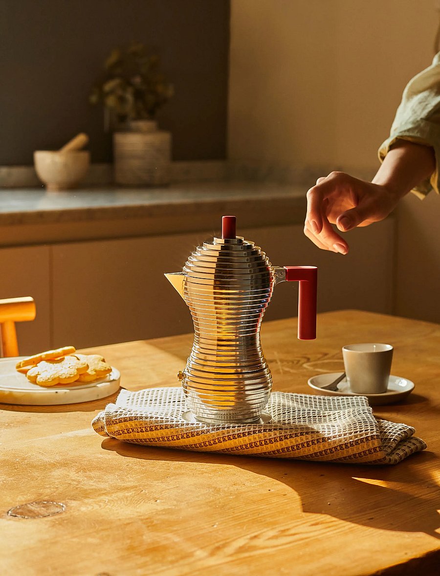 Alessi - Espresso maker in aluminum Handle/knob in PA, red induction Filter American coffee 6 cups - moka-töpfe - red - 2