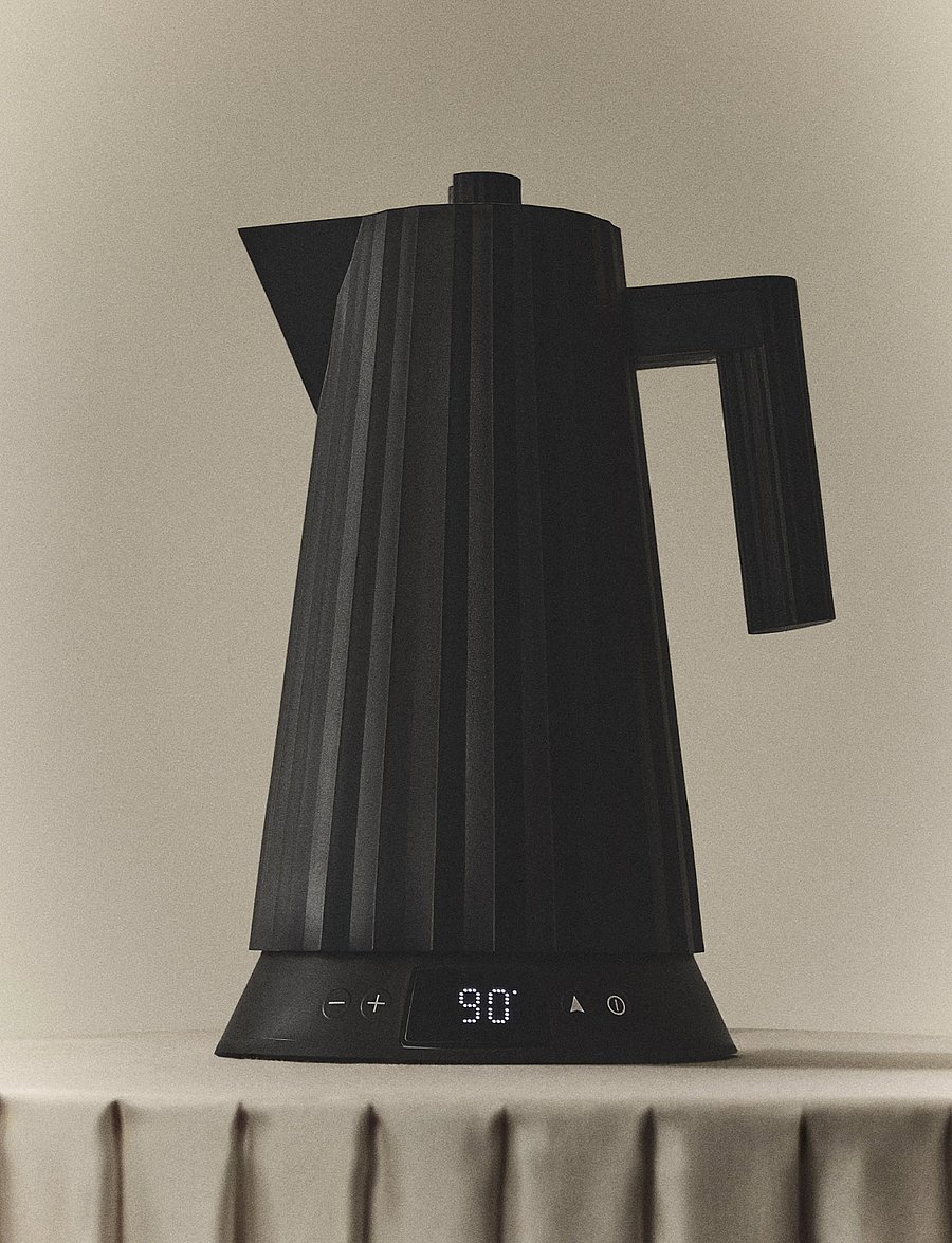 Alessi - Electric kettle with temperature control, in thermoplastic, black European plug 1850–2200W - veekeetjad ja -keedukannud - black - 3