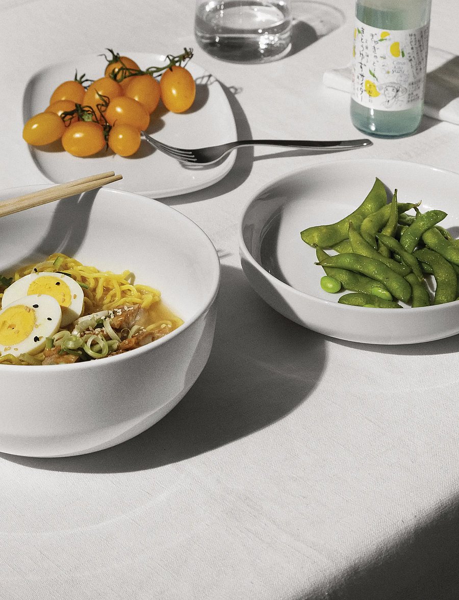 Alessi - Alessi Plate in white porcelain - väikesed taldrikud - white - 0