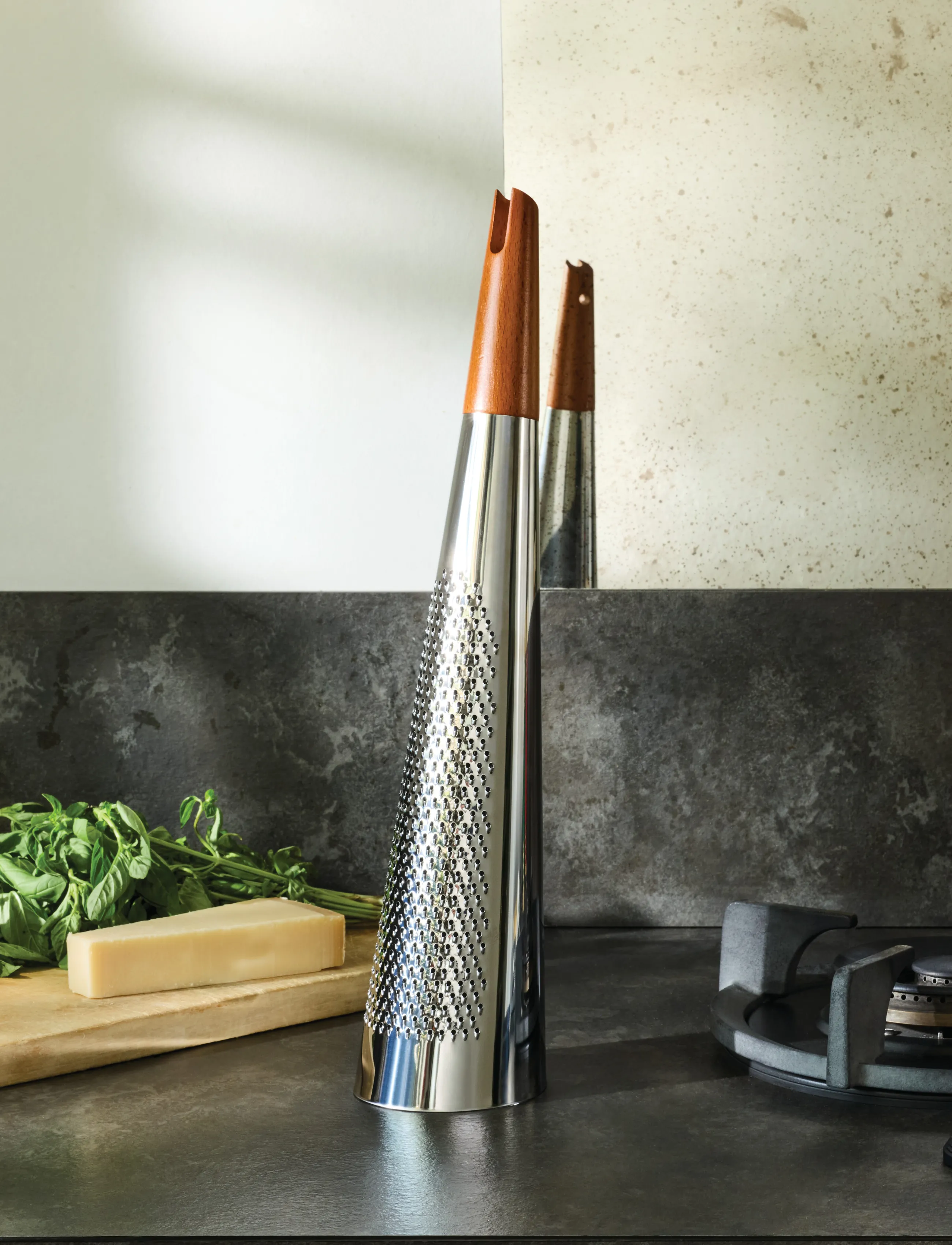 Alessi - Giant grater for cheese and nutmeg in steel and wood - steel - 4